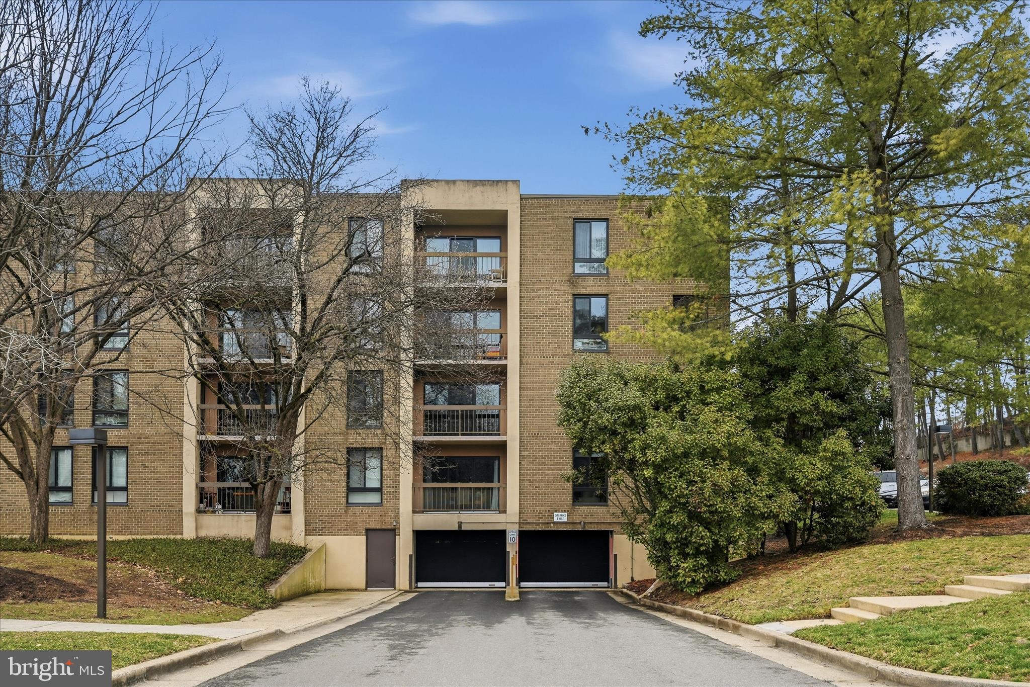 THE PLAZA - Residential