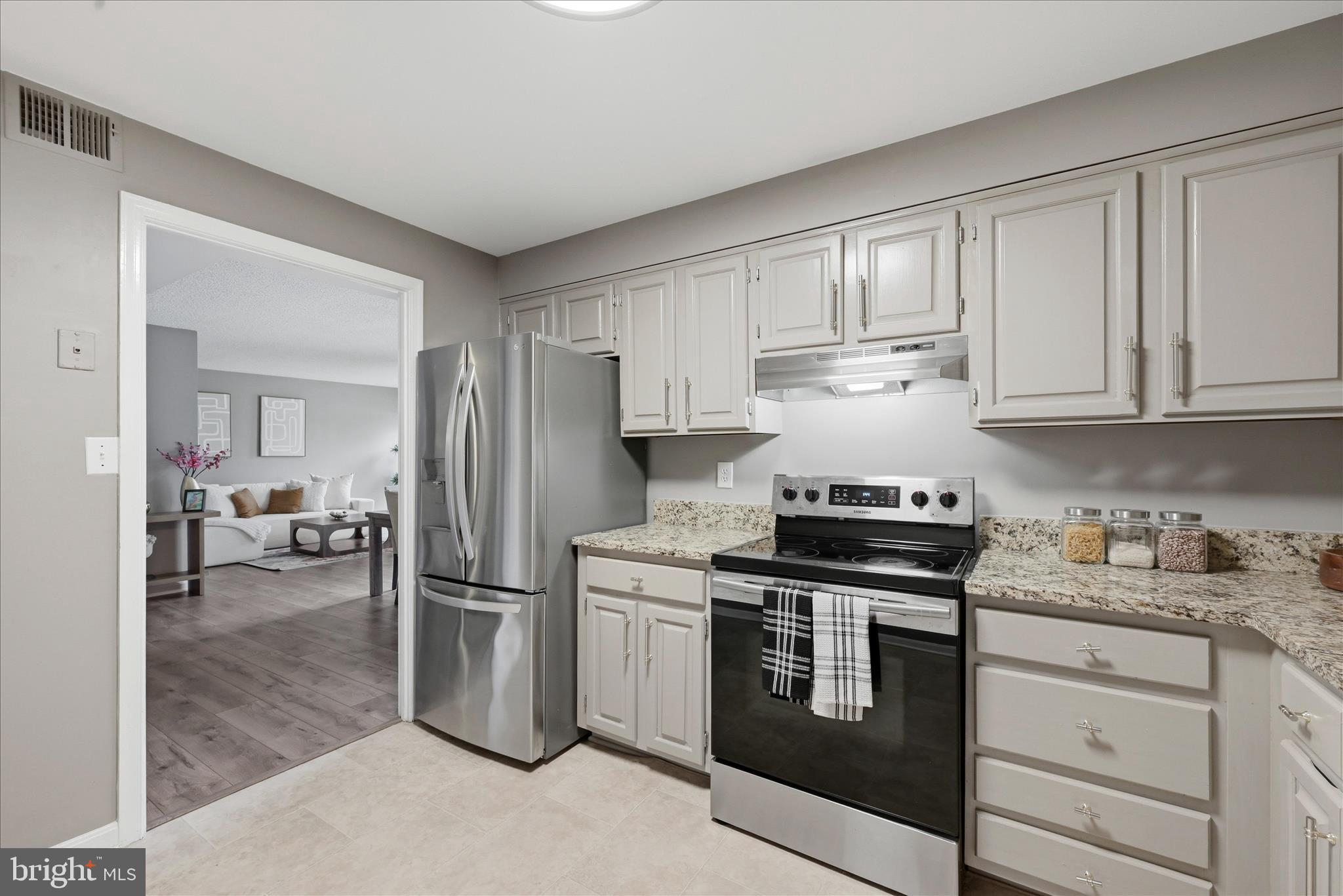 803 N HOWARD STREET 152