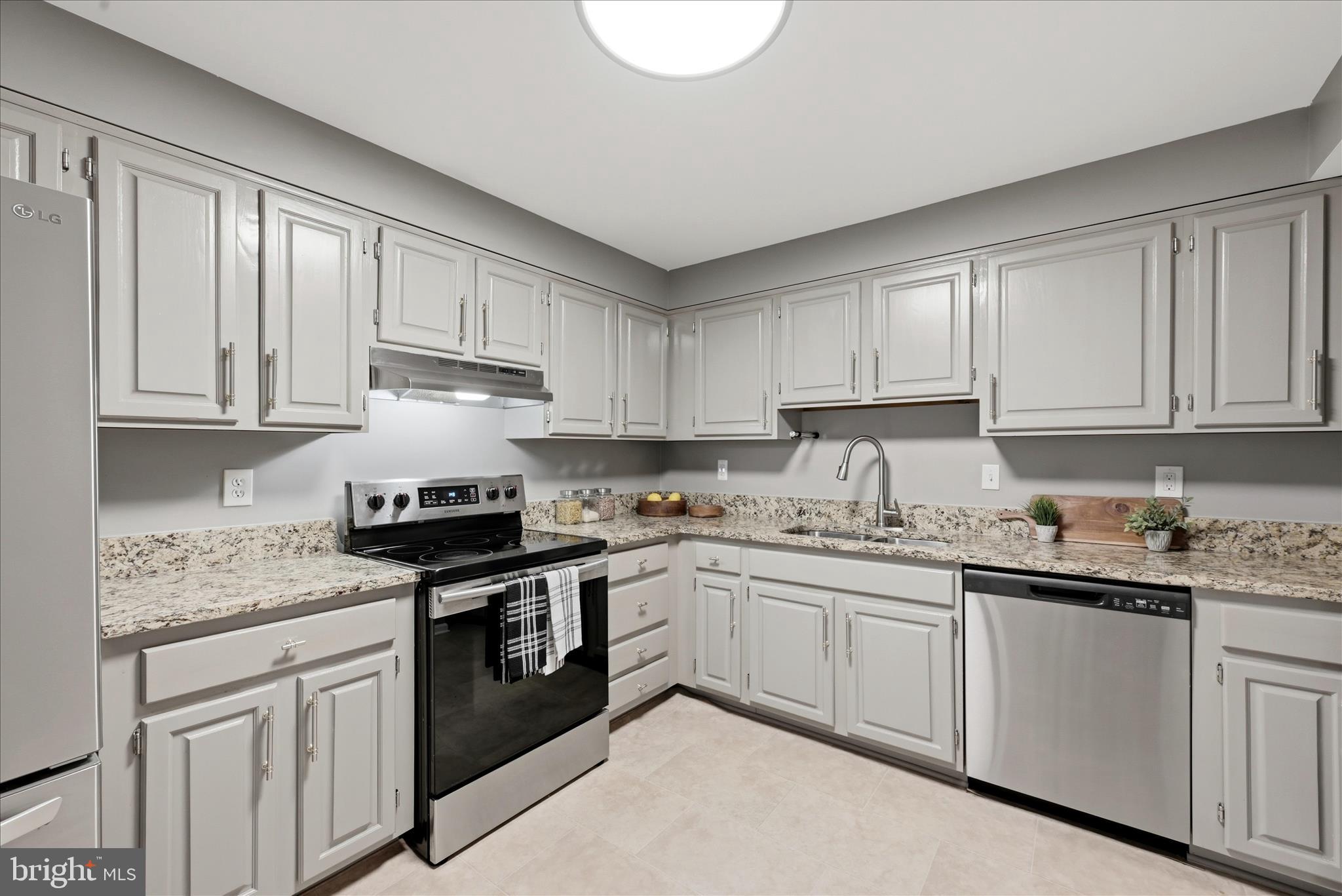 803 N HOWARD STREET 152