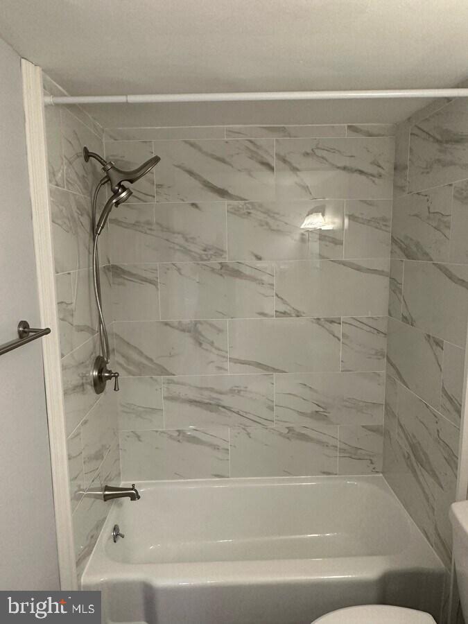 RIDDLE GLEN - Residential Lease