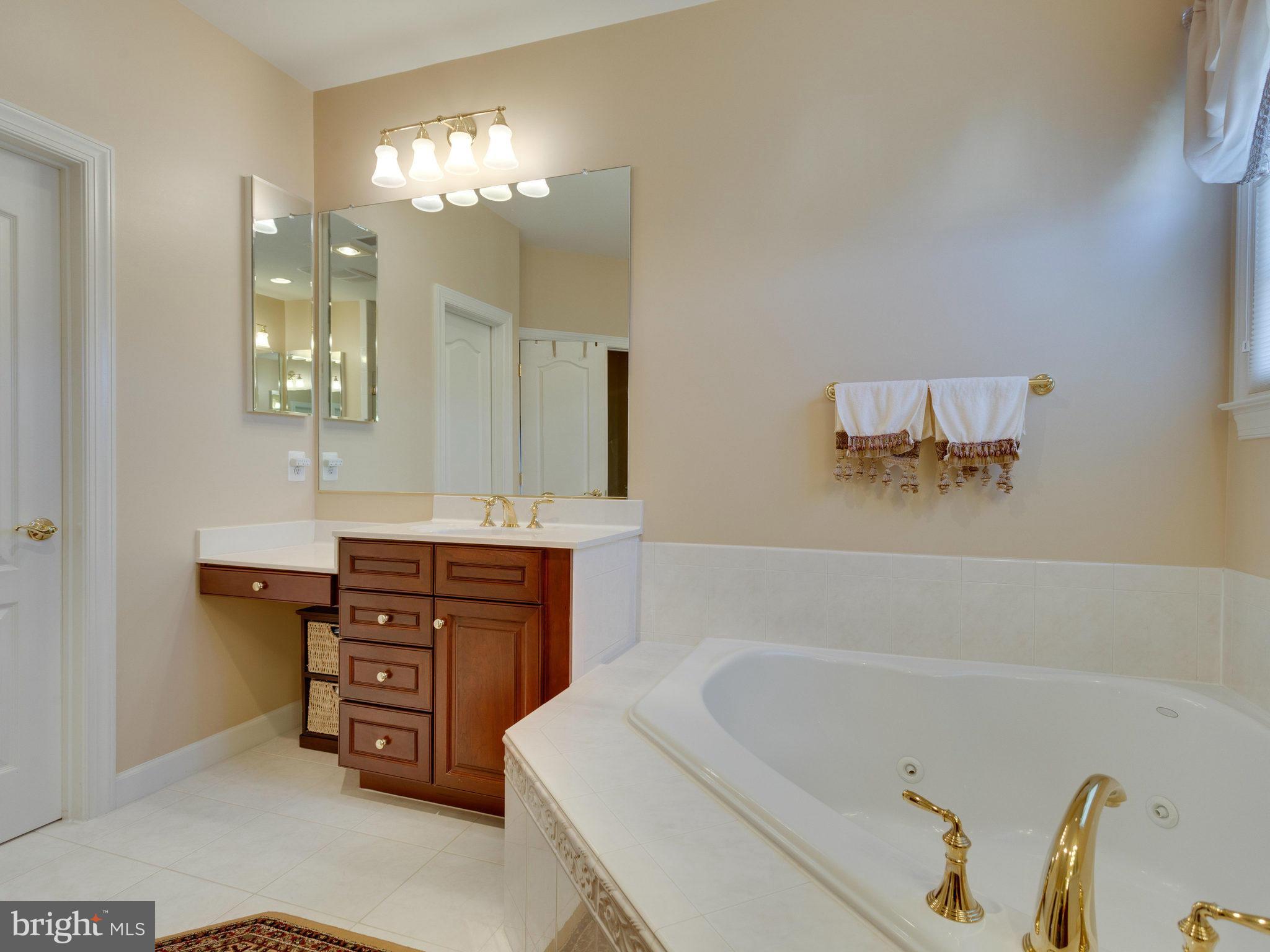 RUGBY ROAD - Residential