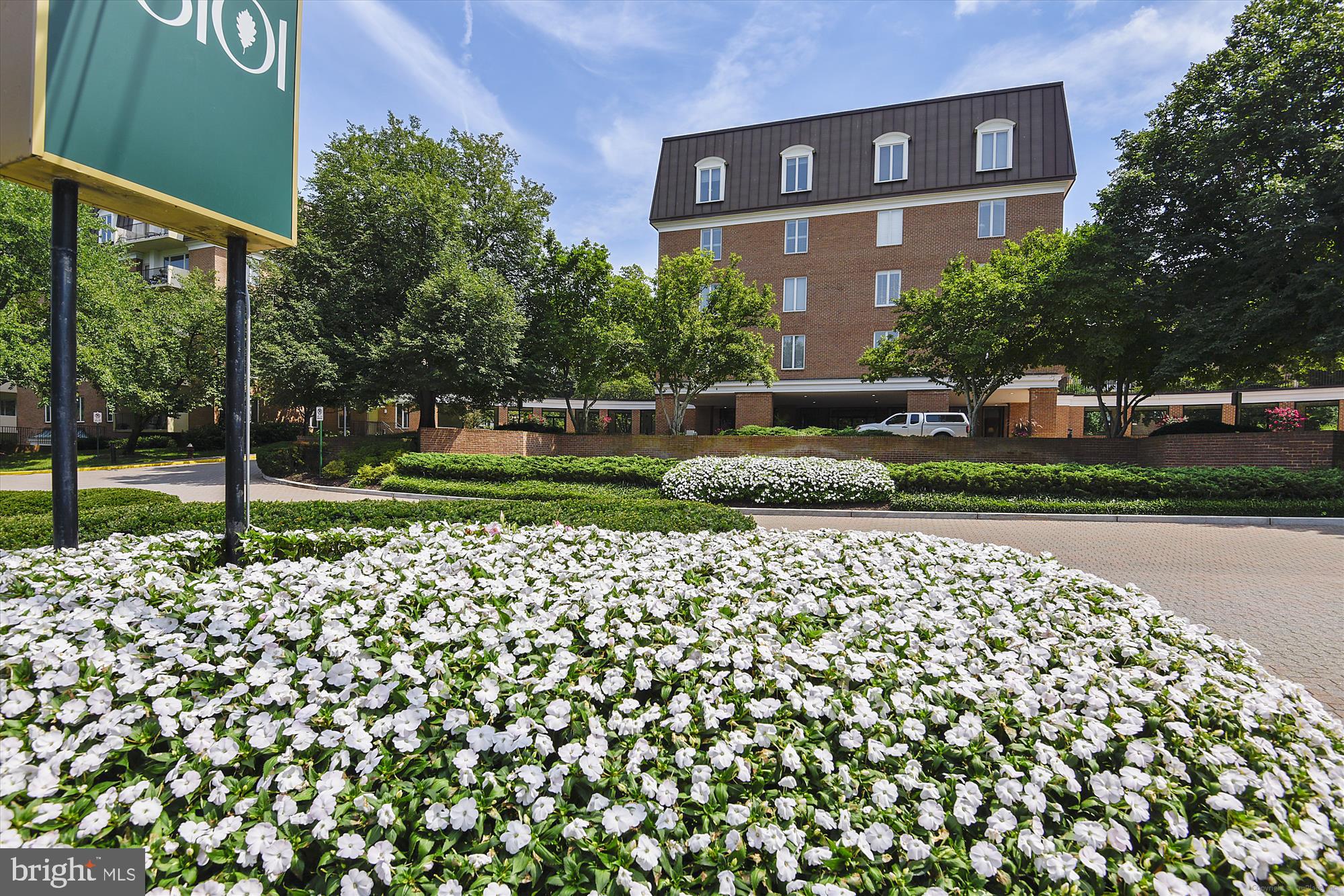 8101 CONN AVE - Residential