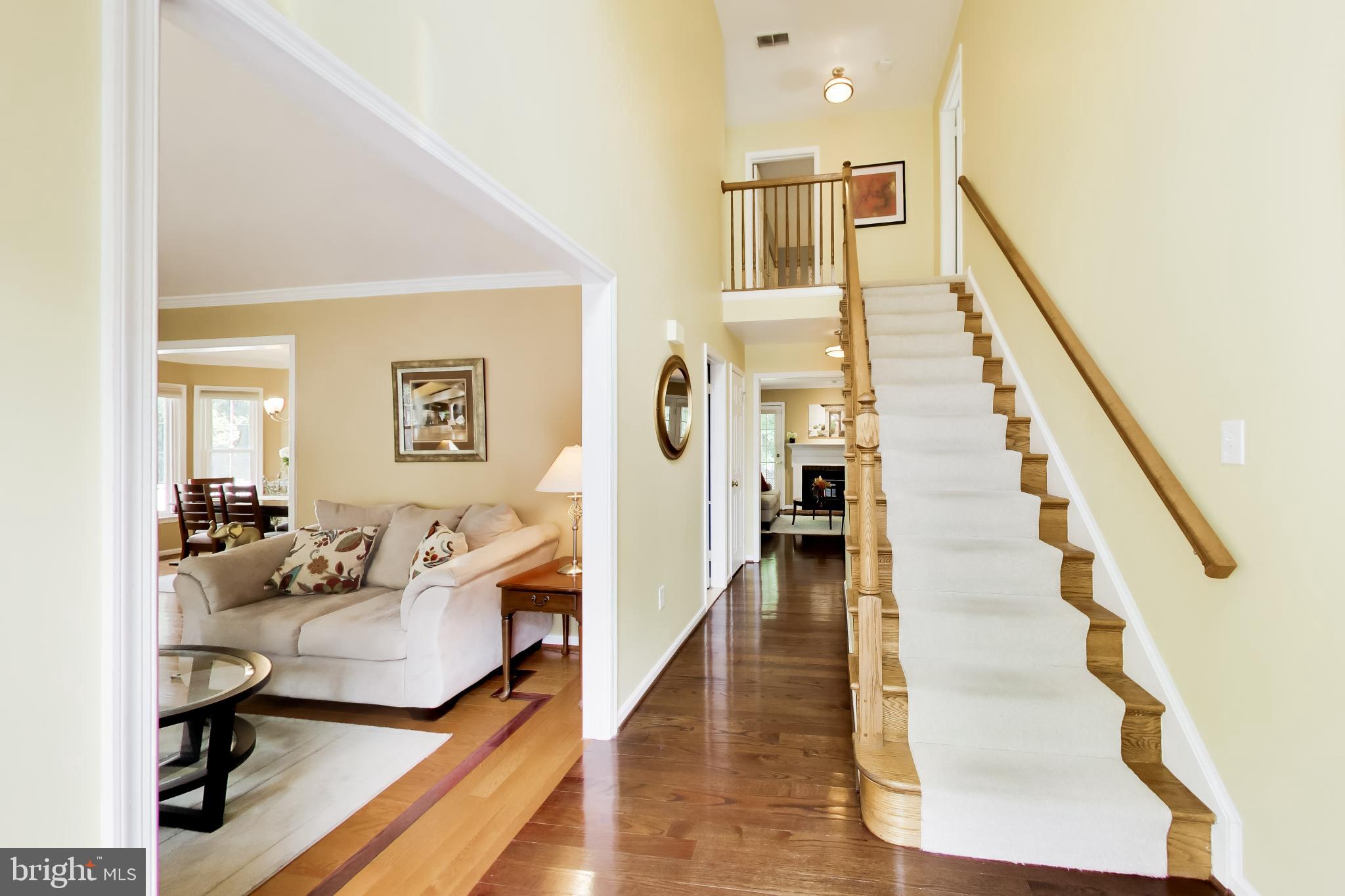 435 UPSHIRE CIRCLE