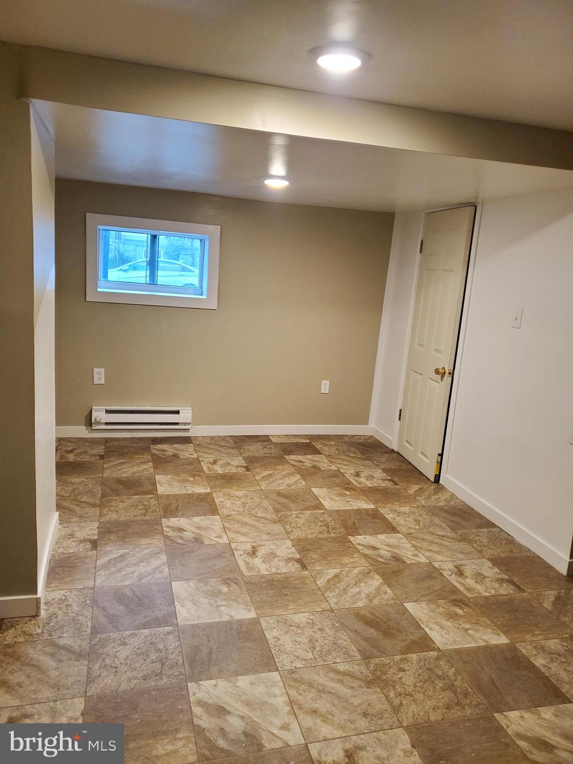 OLNEY - Residential Lease