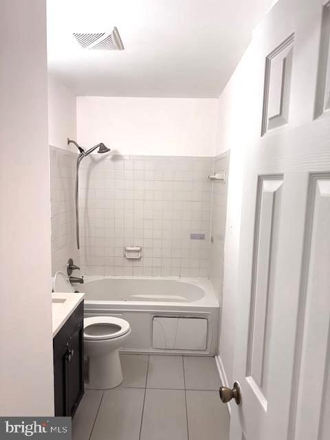 DALE CITY - Residential Lease