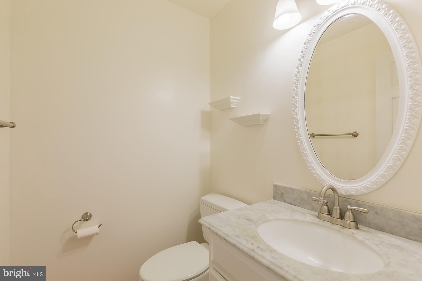 LAKE RIDGE - Residential