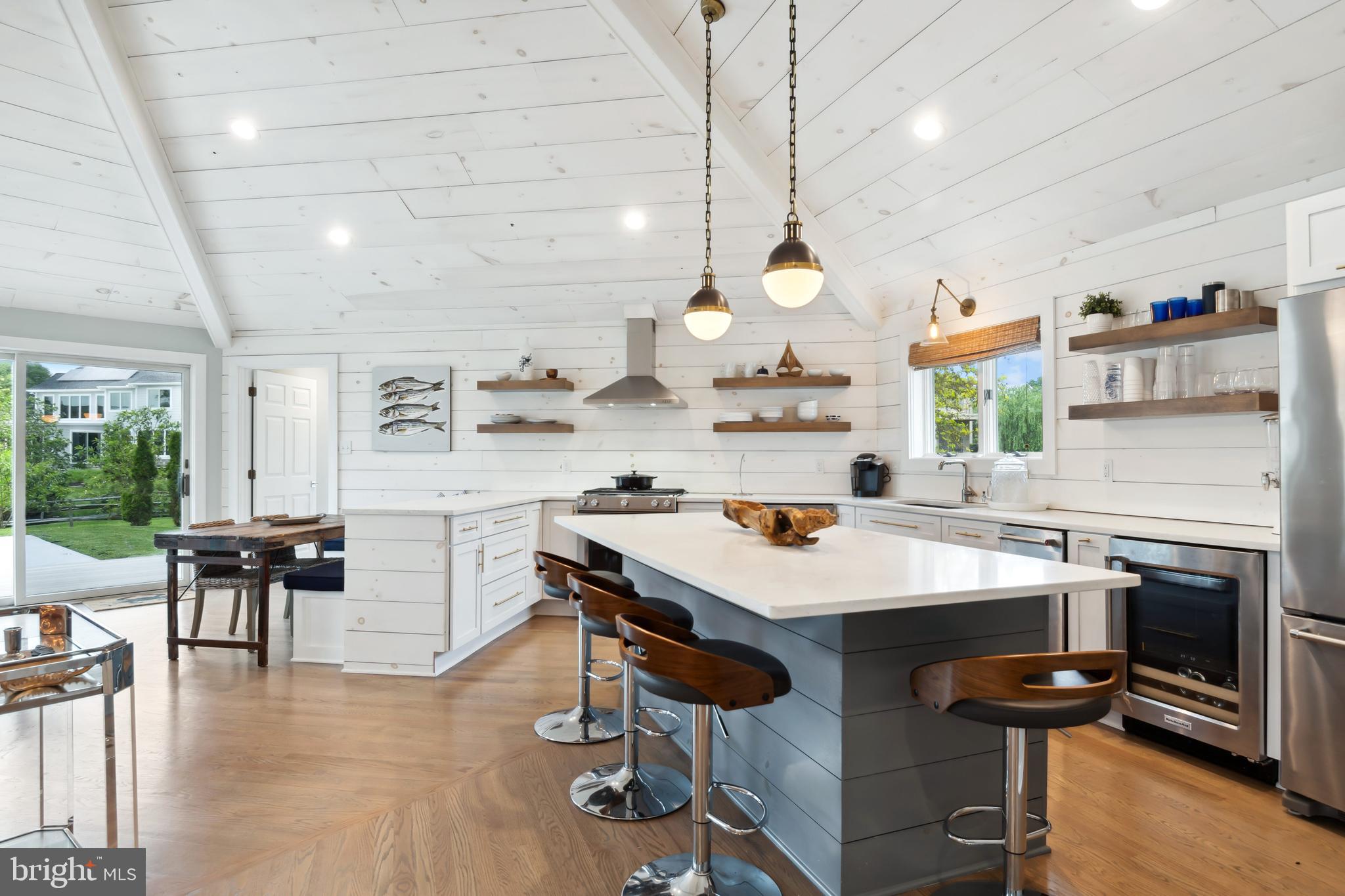 COVE CREEK CLUB - Residential