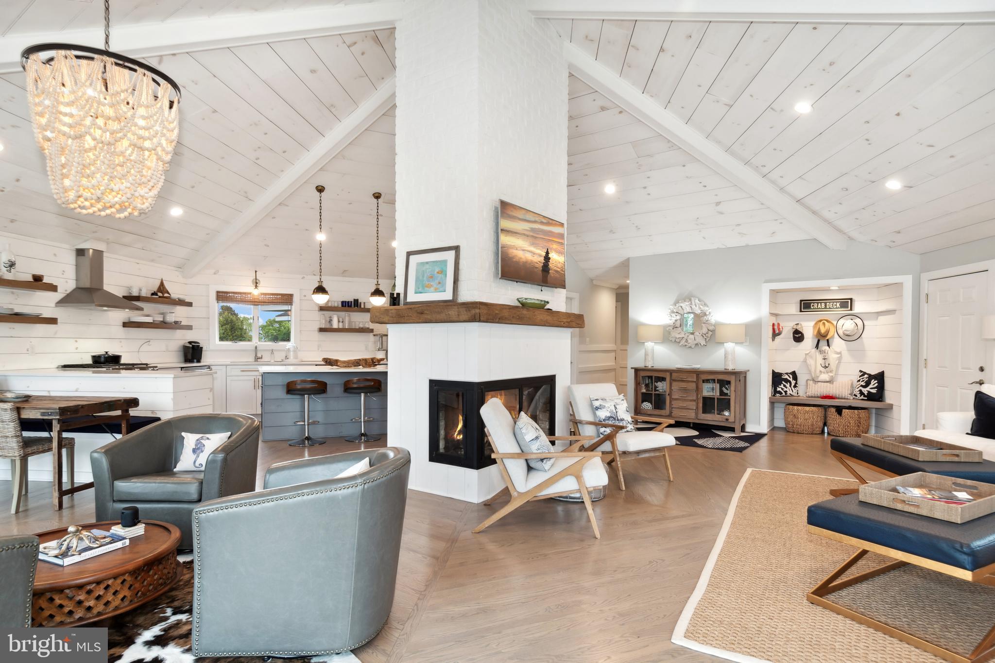 COVE CREEK CLUB - Residential