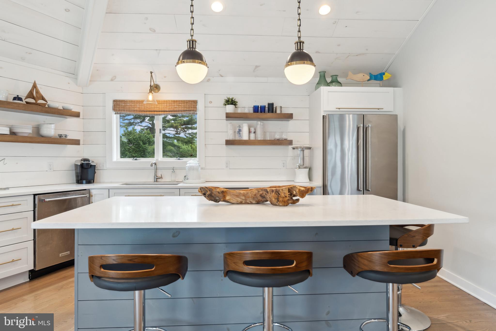 COVE CREEK CLUB - Residential