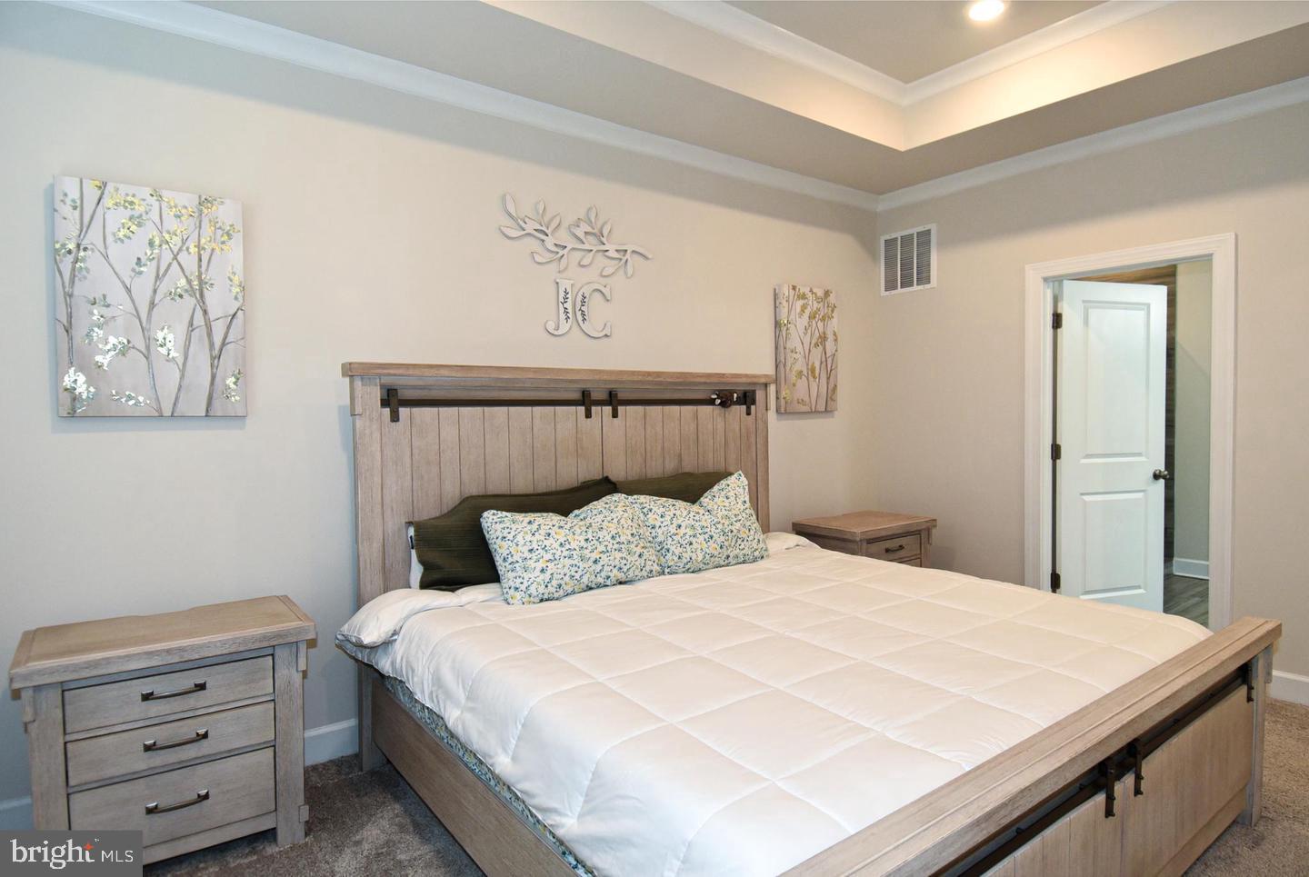 METRO WALK AT MOOREFIELD STATION - Residential Lease