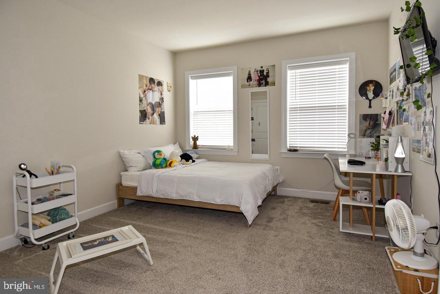 METRO WALK AT MOOREFIELD STATION - Residential Lease