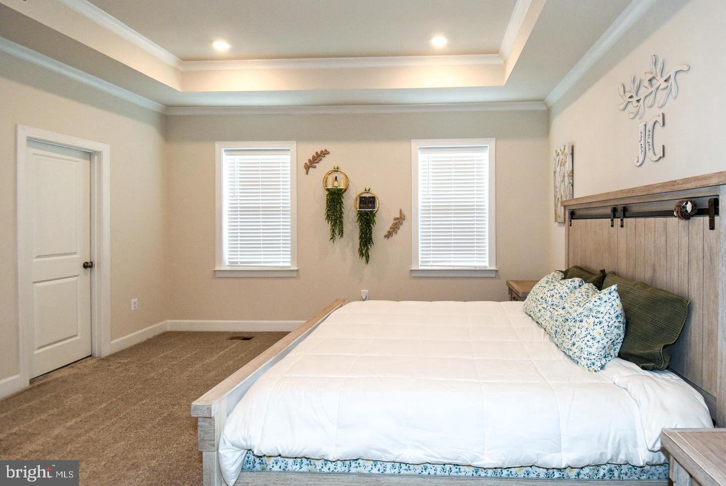 METRO WALK AT MOOREFIELD STATION - Residential Lease