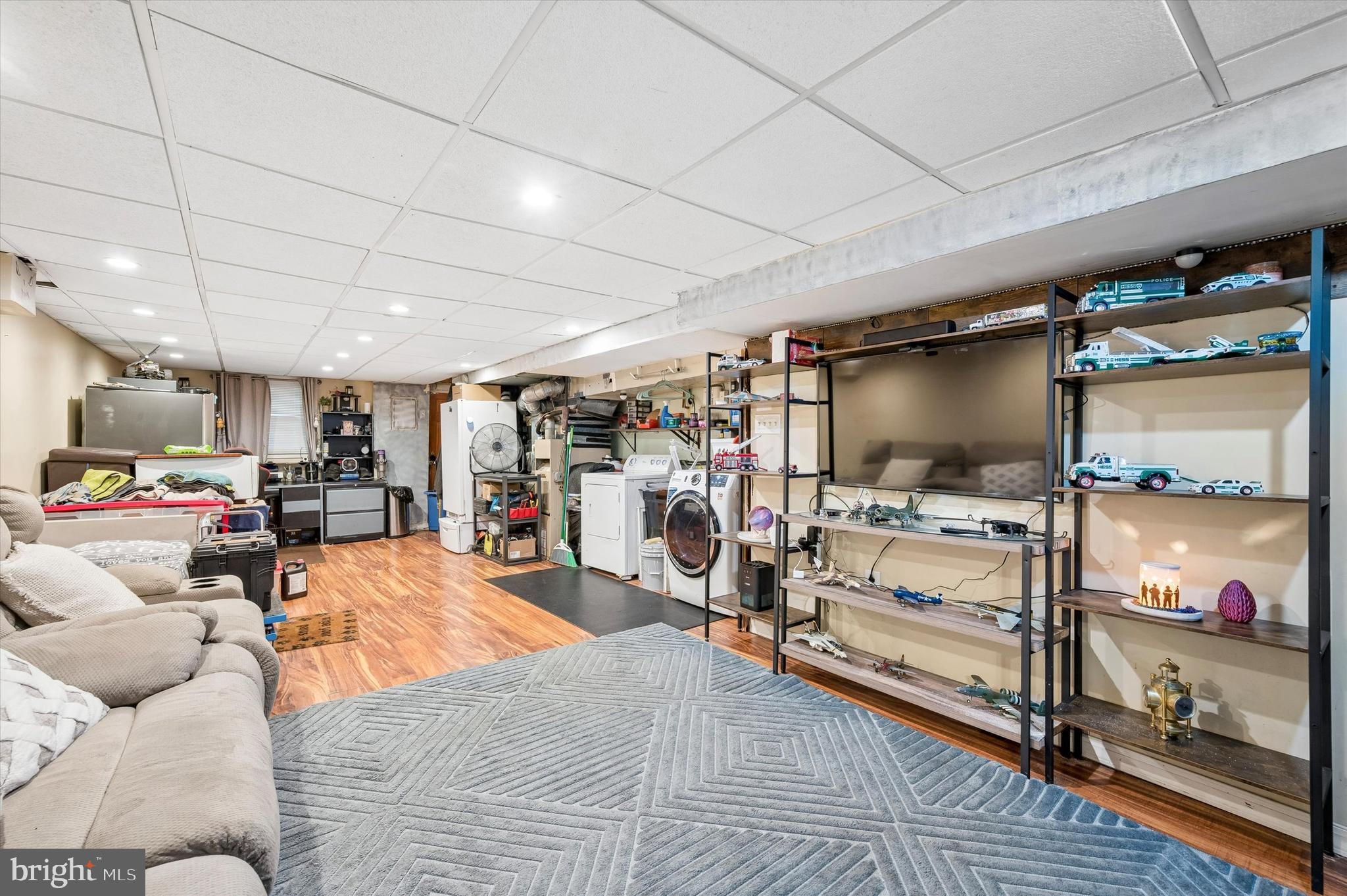 COLLINGDALE - Residential