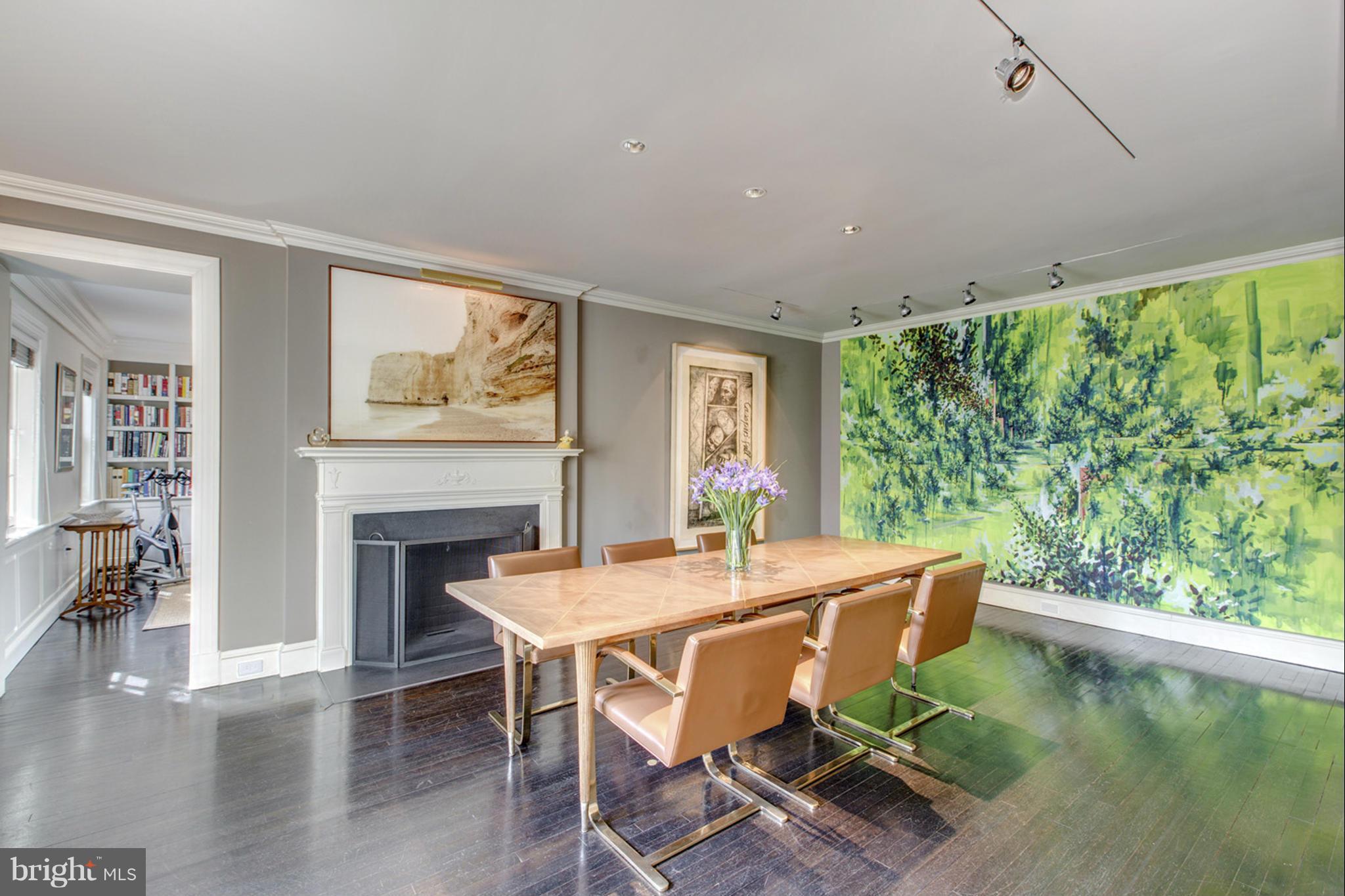 WESLEY HEIGHTS - Residential