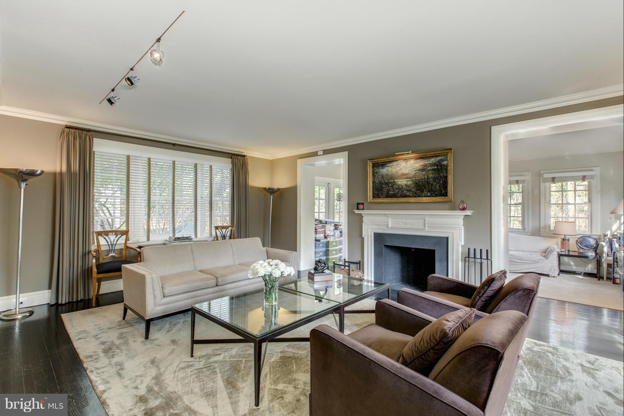 WESLEY HEIGHTS - Residential