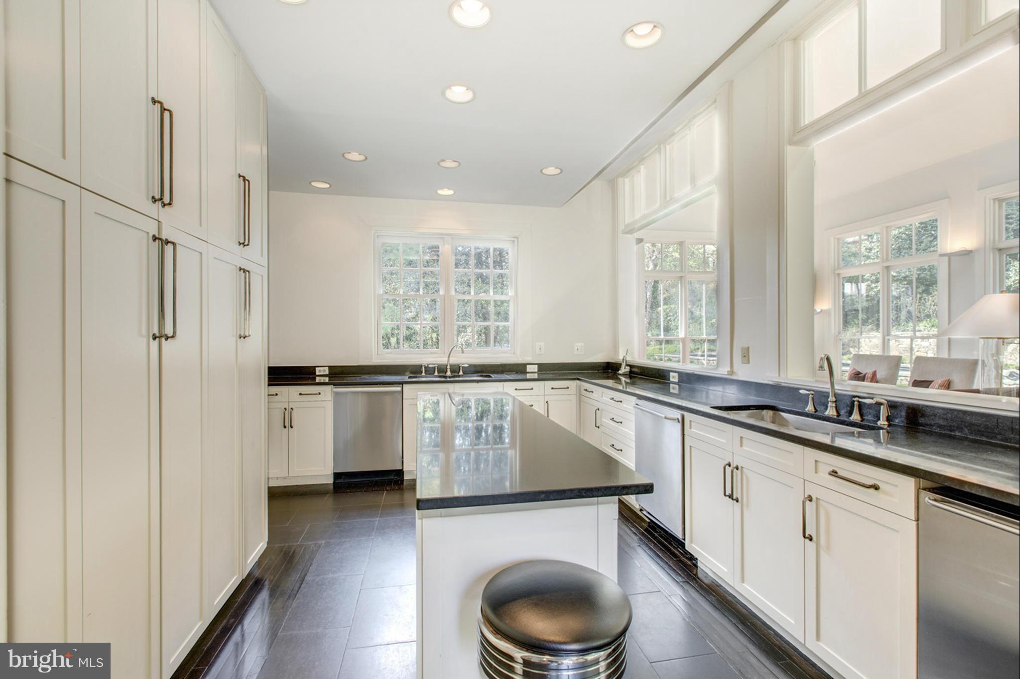 WESLEY HEIGHTS - Residential