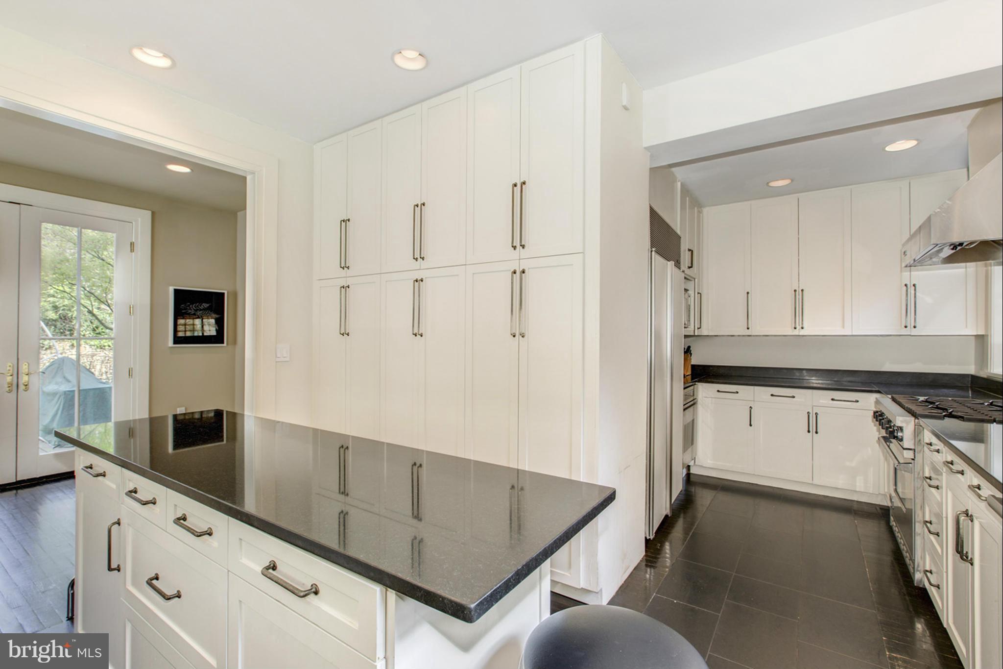WESLEY HEIGHTS - Residential