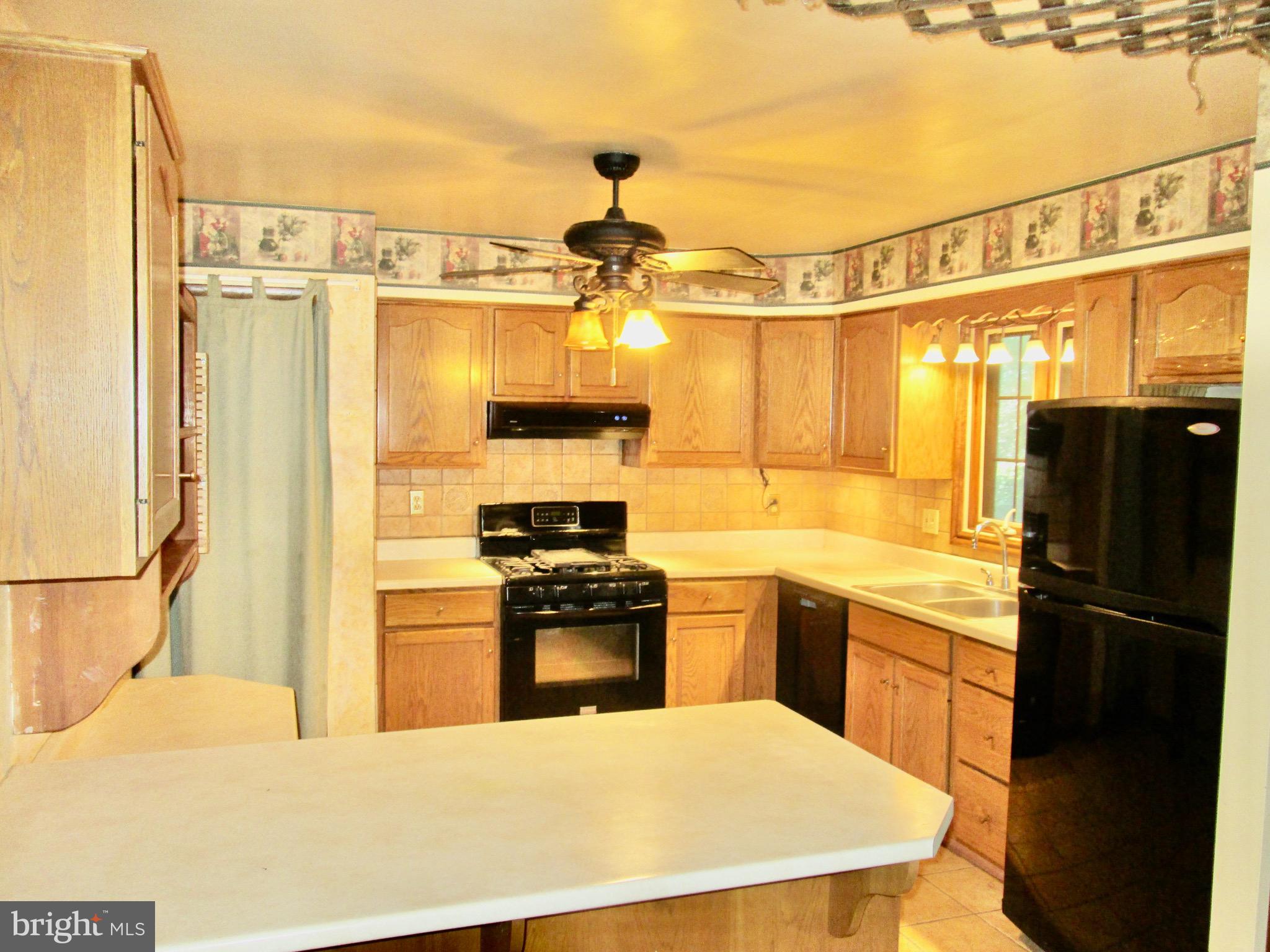 902 SUELLEN DRIVE