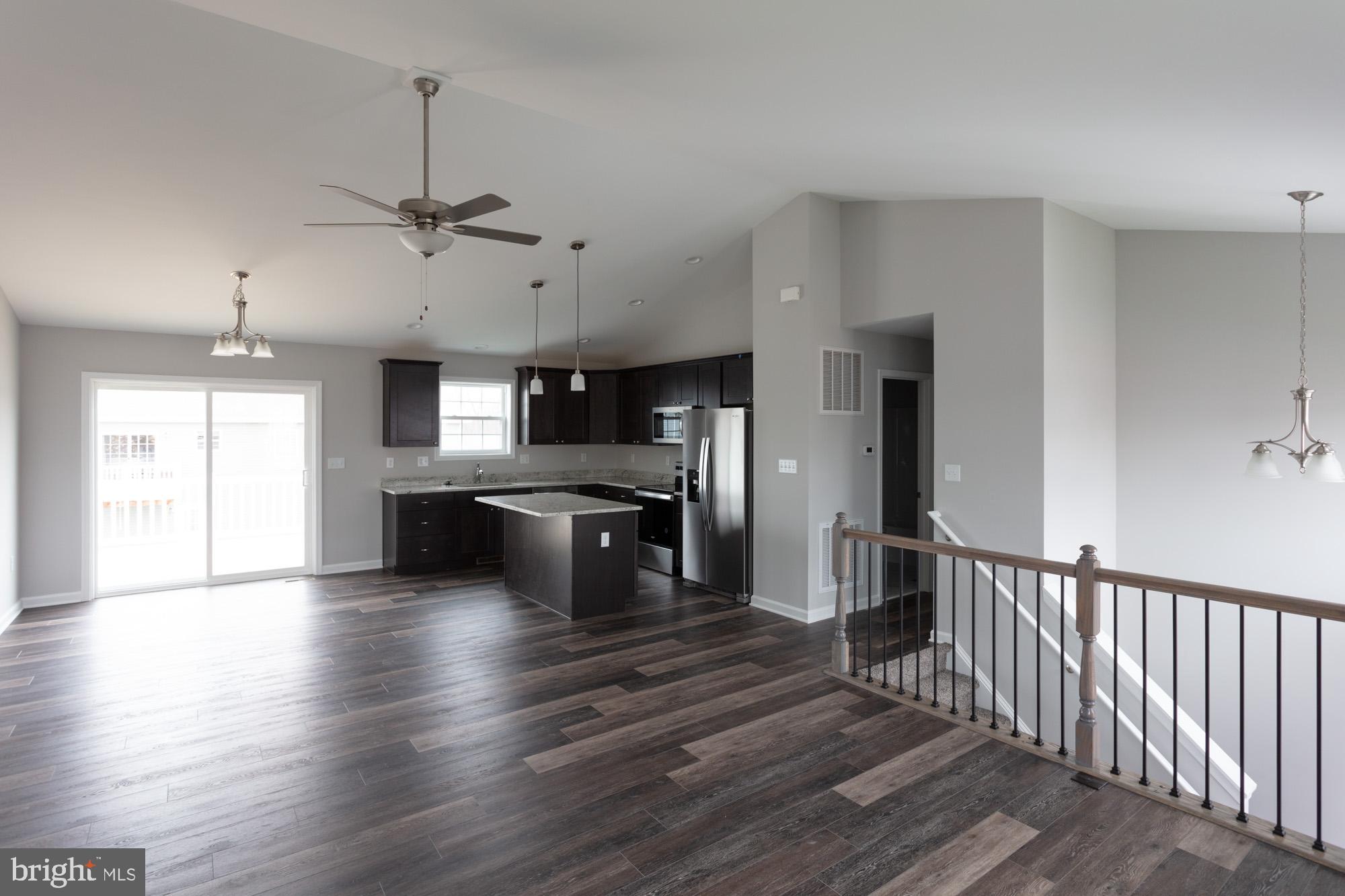 PRENTISS POINT - Residential