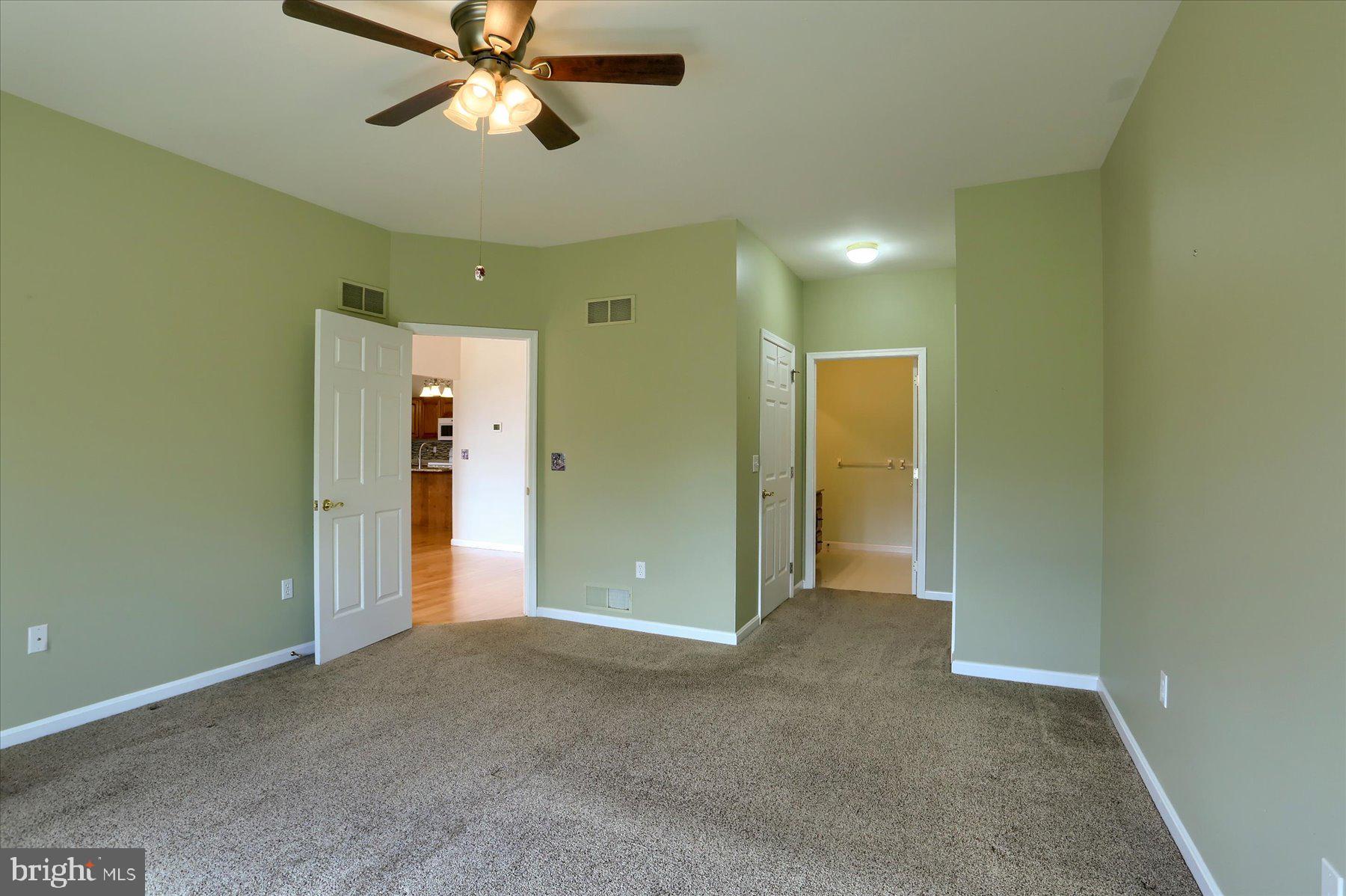 WHISPER WOODS - Residential