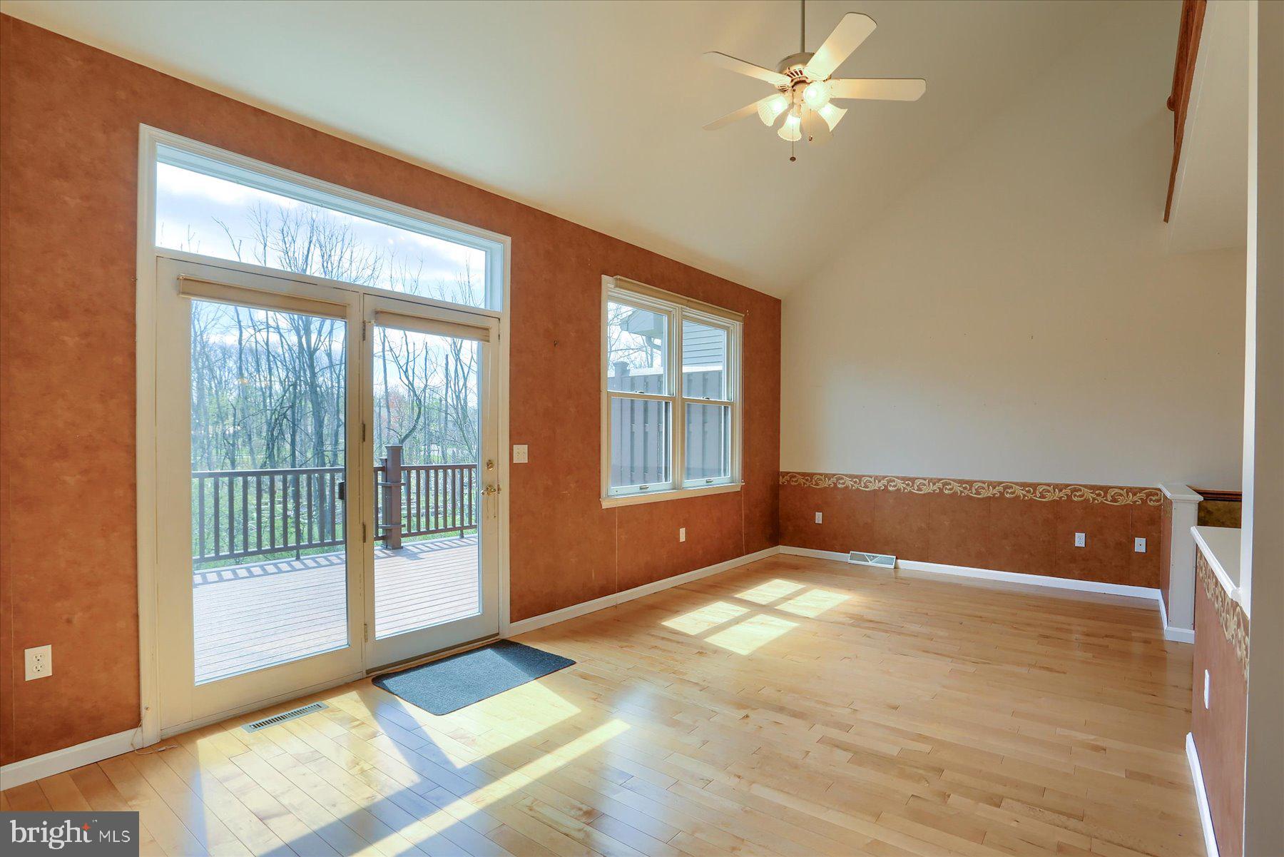 WHISPER WOODS - Residential