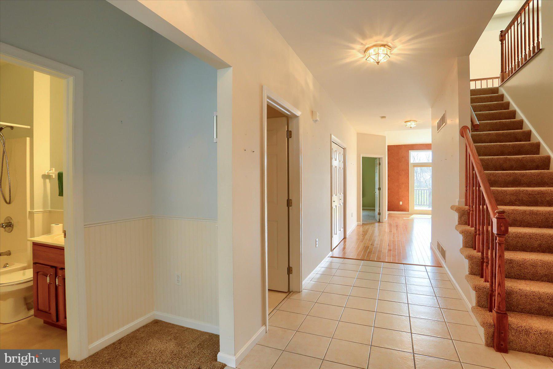 WHISPER WOODS - Residential