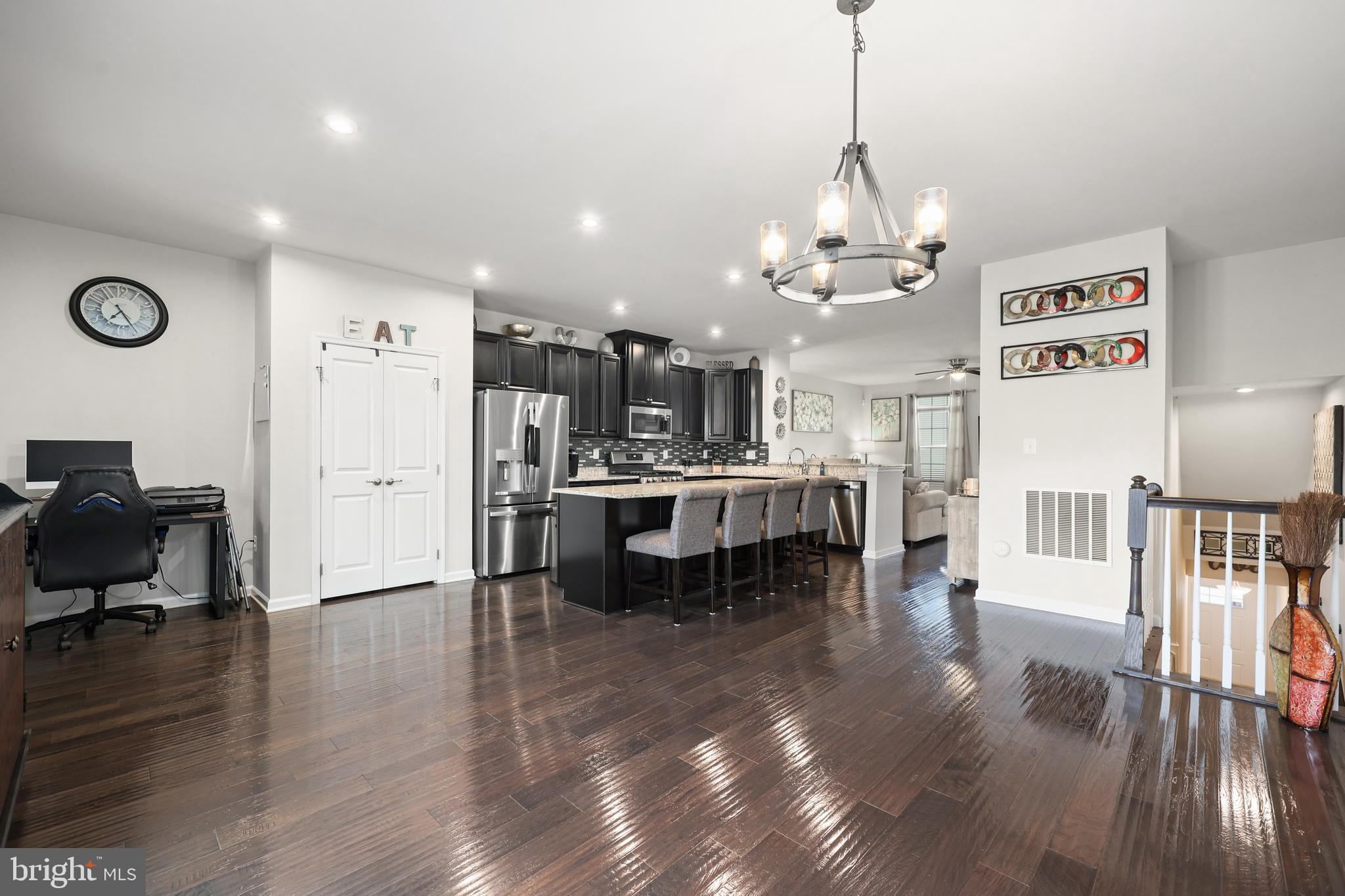 206 LANDING DRIVE