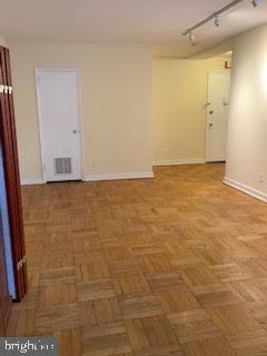 ART MUSEUM AREA - Residential Lease