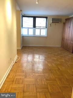 ART MUSEUM AREA - Residential Lease