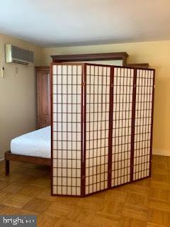 ART MUSEUM AREA - Residential Lease