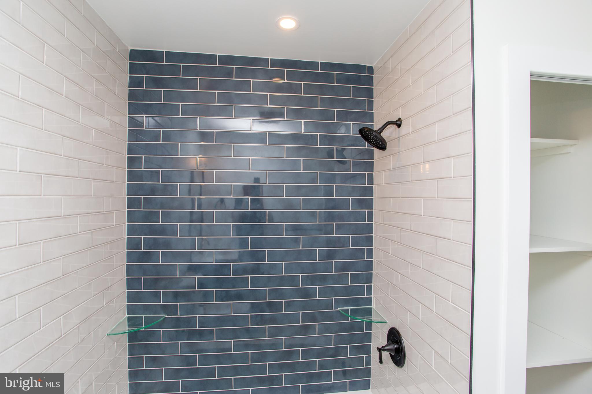 NESHAMINY VALLEY - Residential