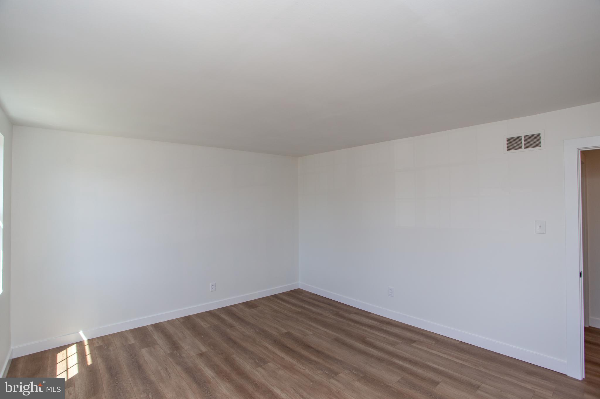 NESHAMINY VALLEY - Residential