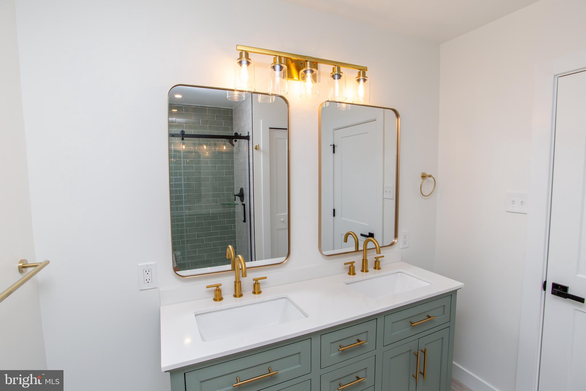 NESHAMINY VALLEY - Residential