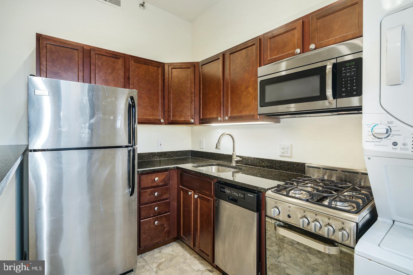 RITTENHOUSE SQUARE - Residential Lease