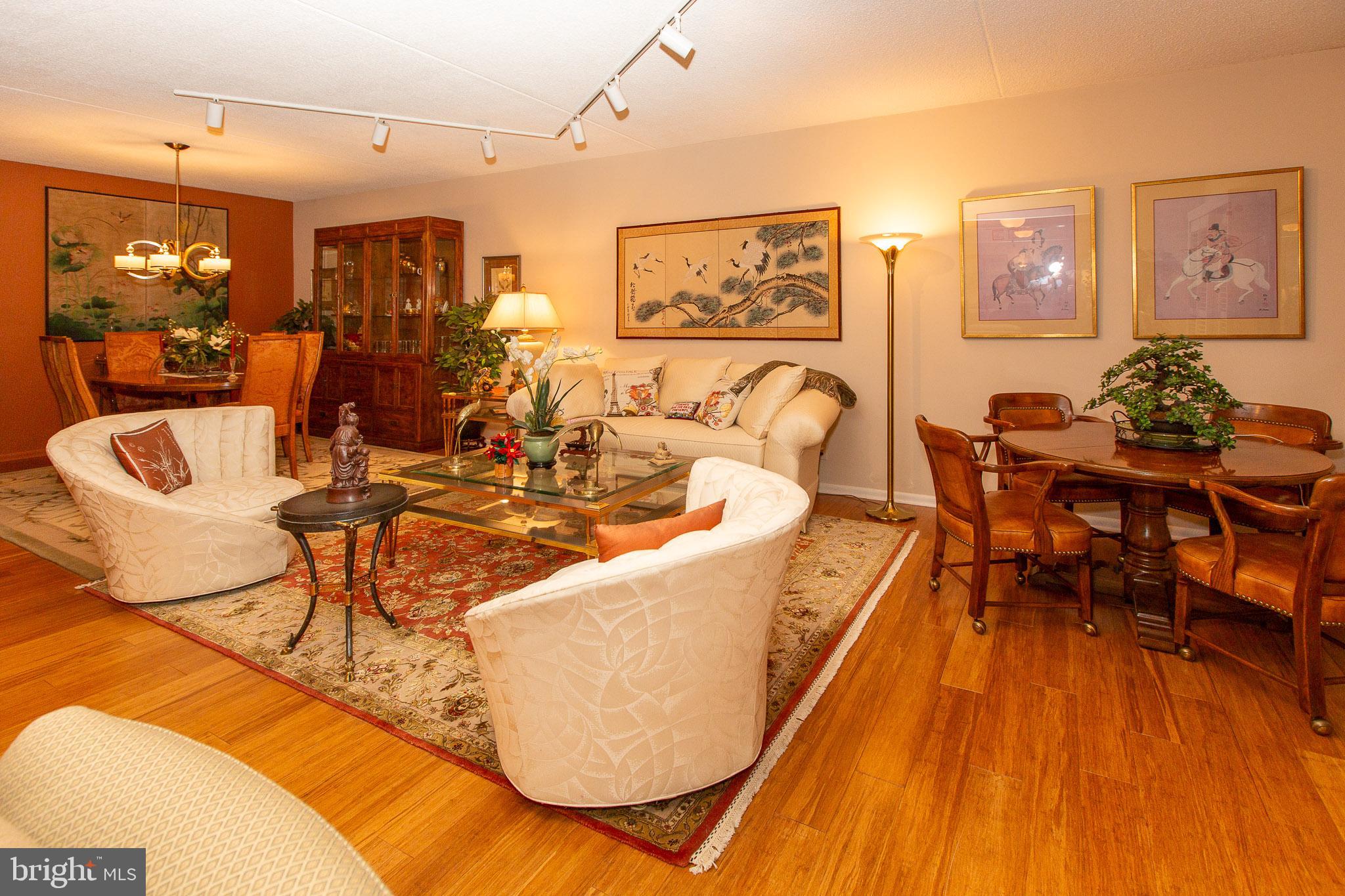 VALLEY FORGE TOWER - Residential