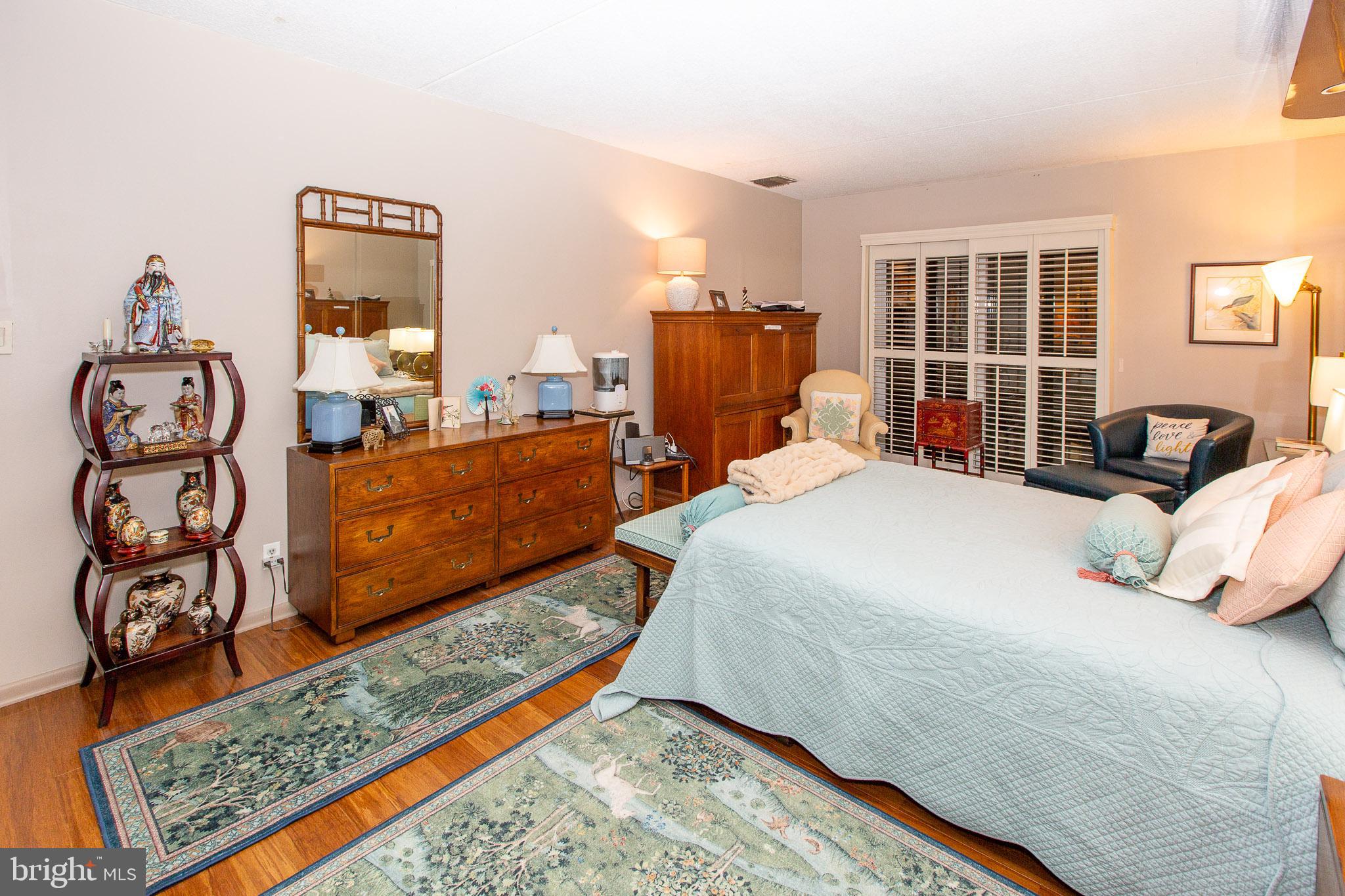 VALLEY FORGE TOWER - Residential