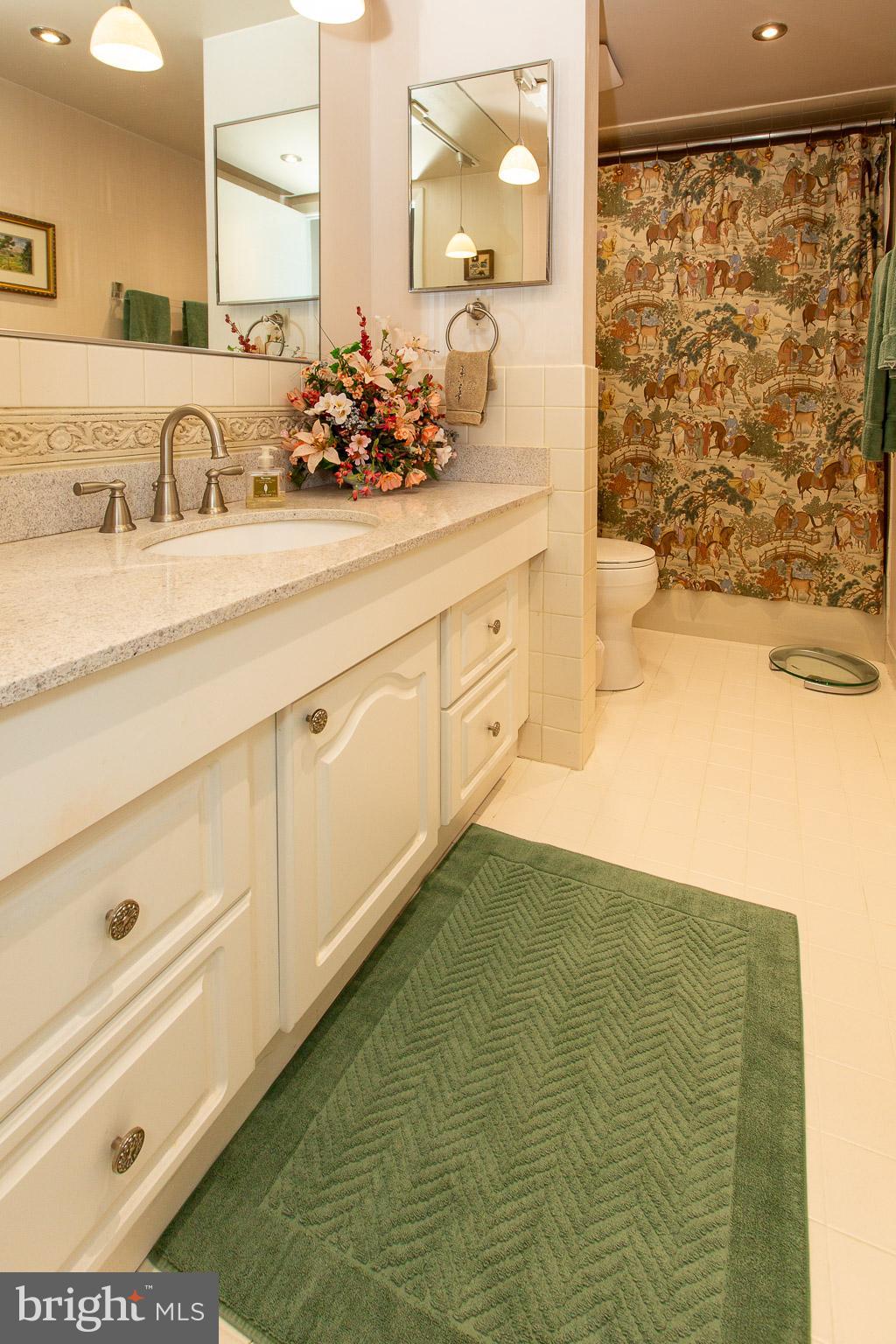 VALLEY FORGE TOWER - Residential