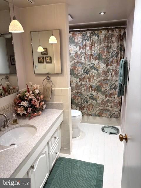 VALLEY FORGE TOWER - Residential