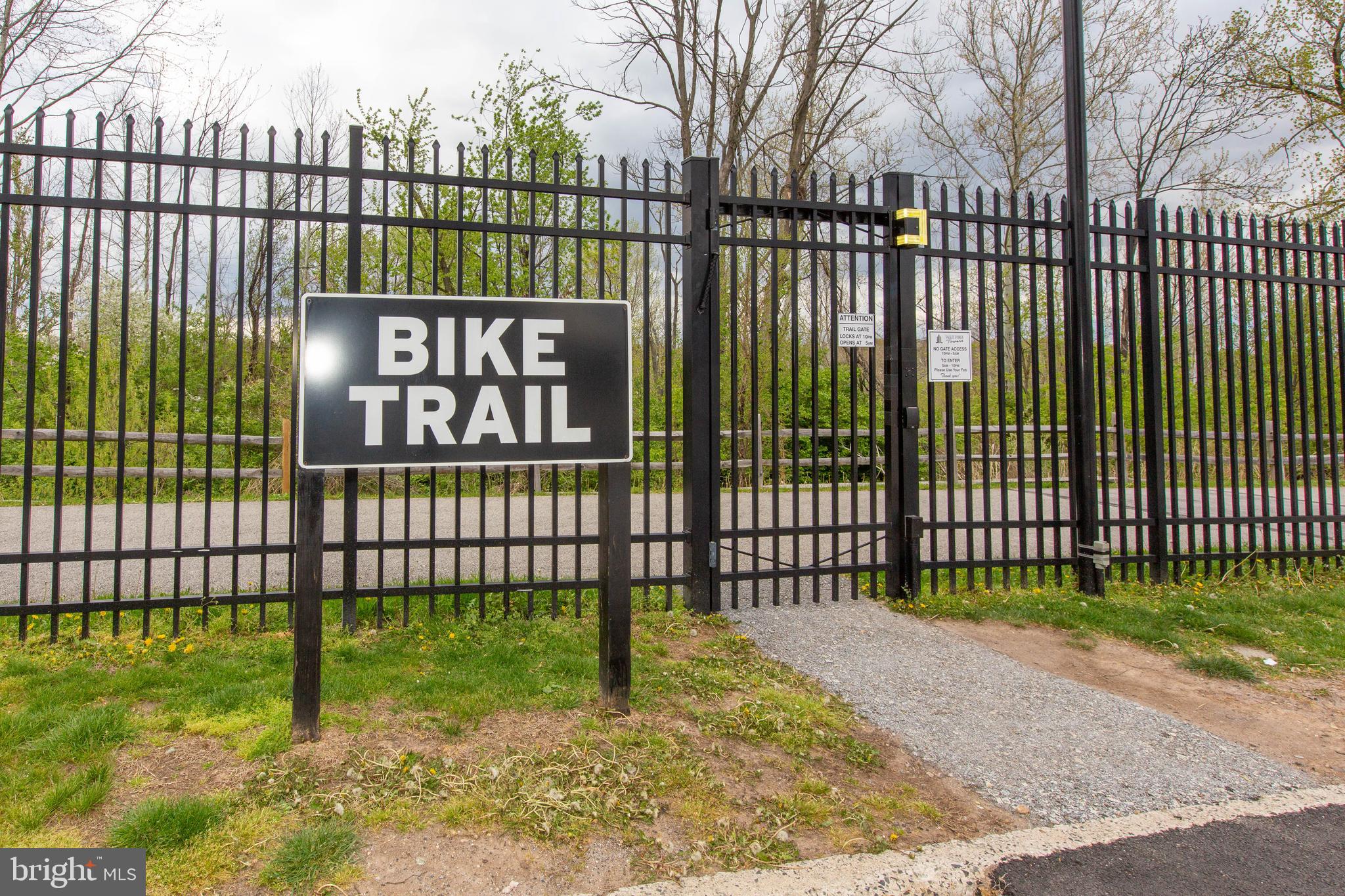 VALLEY FORGE TOWER - Residential