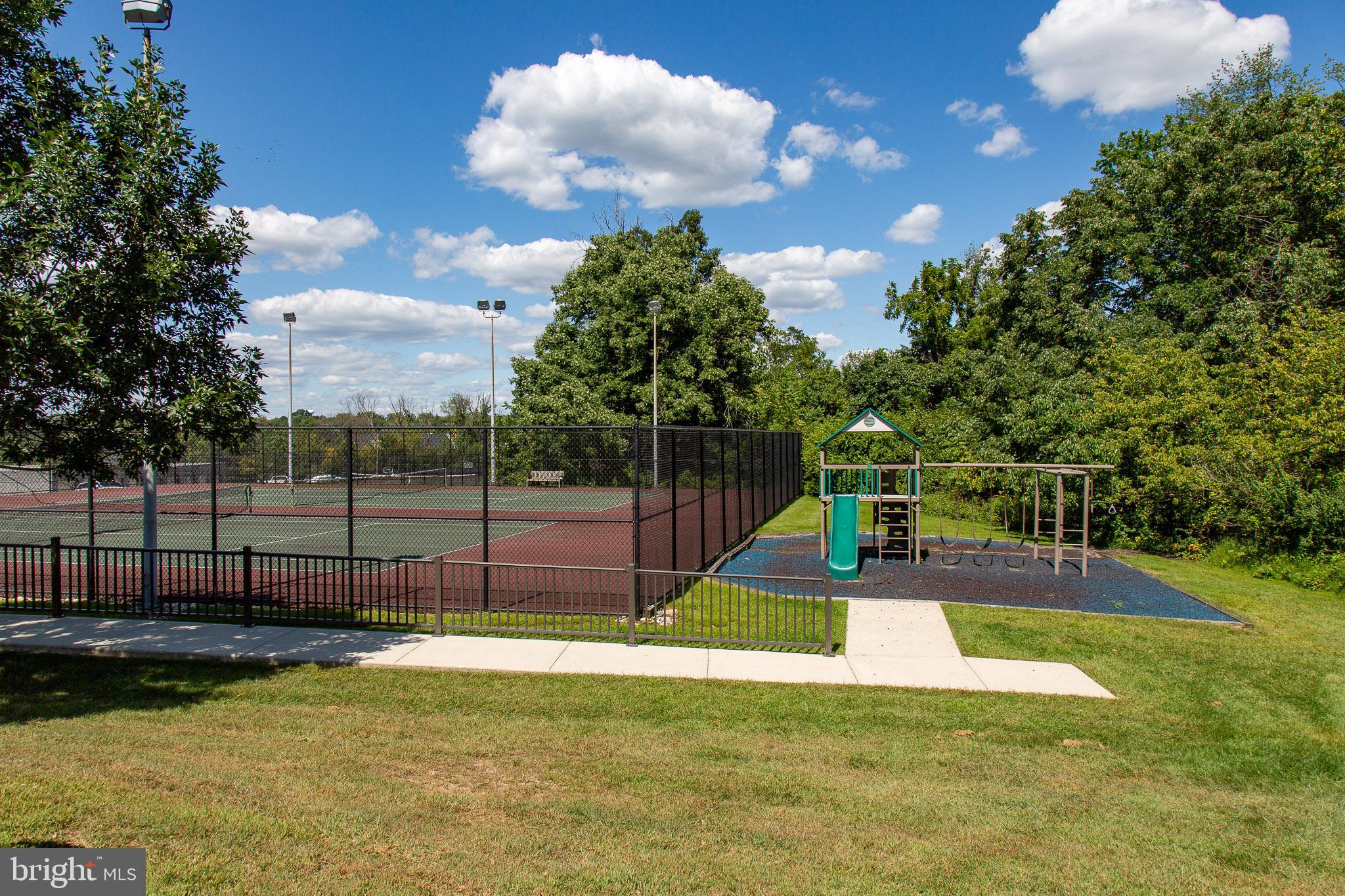 VALLEY FORGE TOWER - Residential