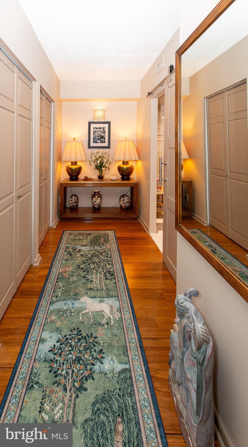 VALLEY FORGE TOWER - Residential