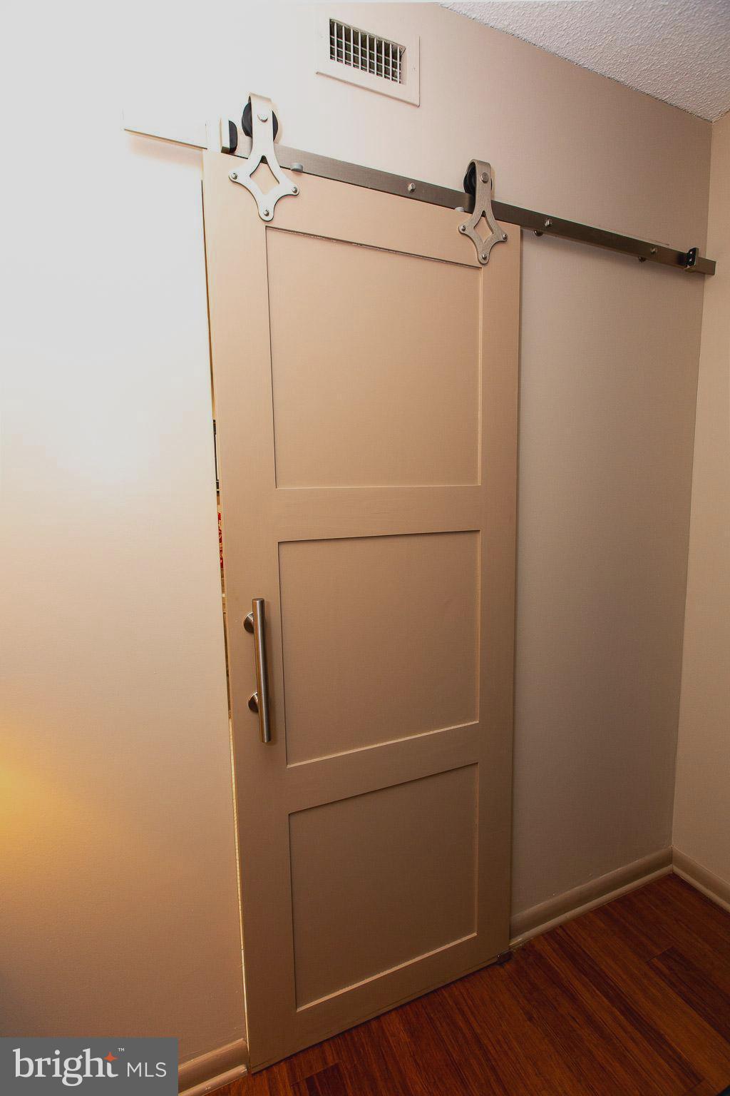 VALLEY FORGE TOWER - Residential