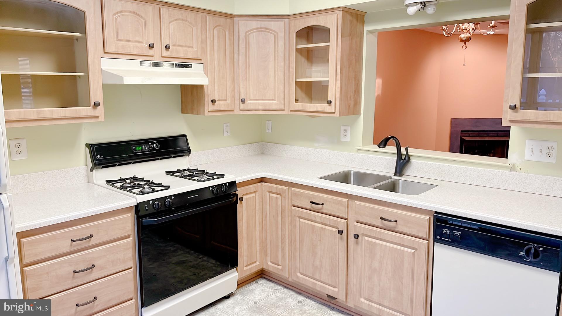 QUAIL RUN SOUTH - Residential