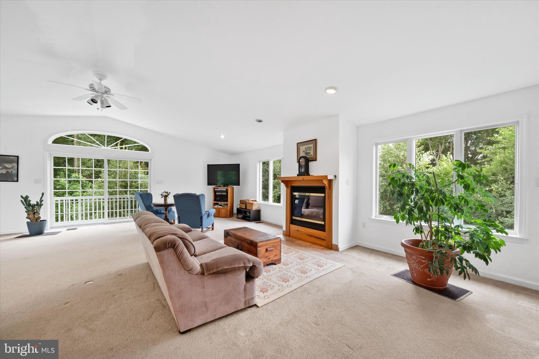 DEER RUN - Residential