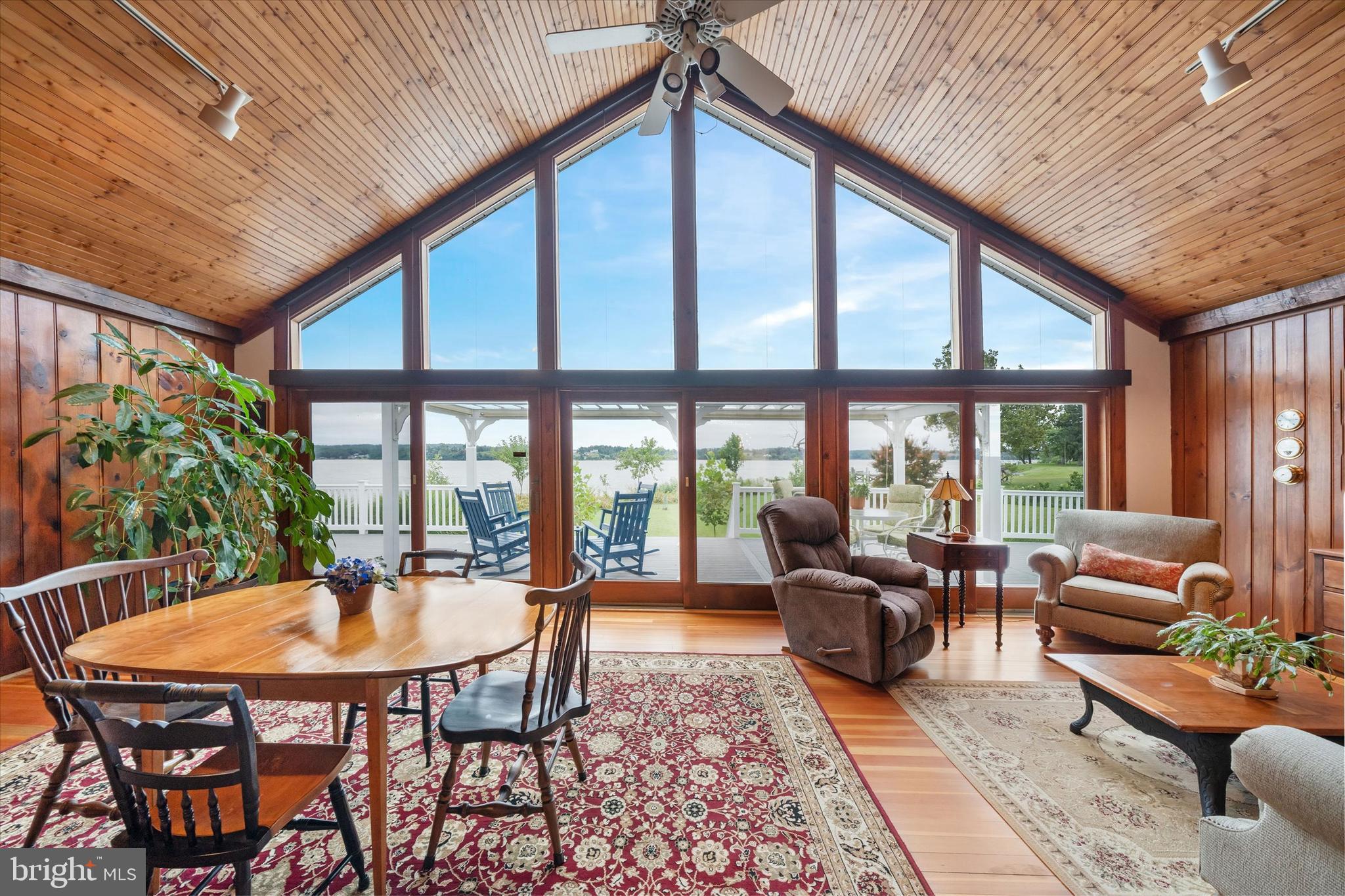 DEER RUN - Residential