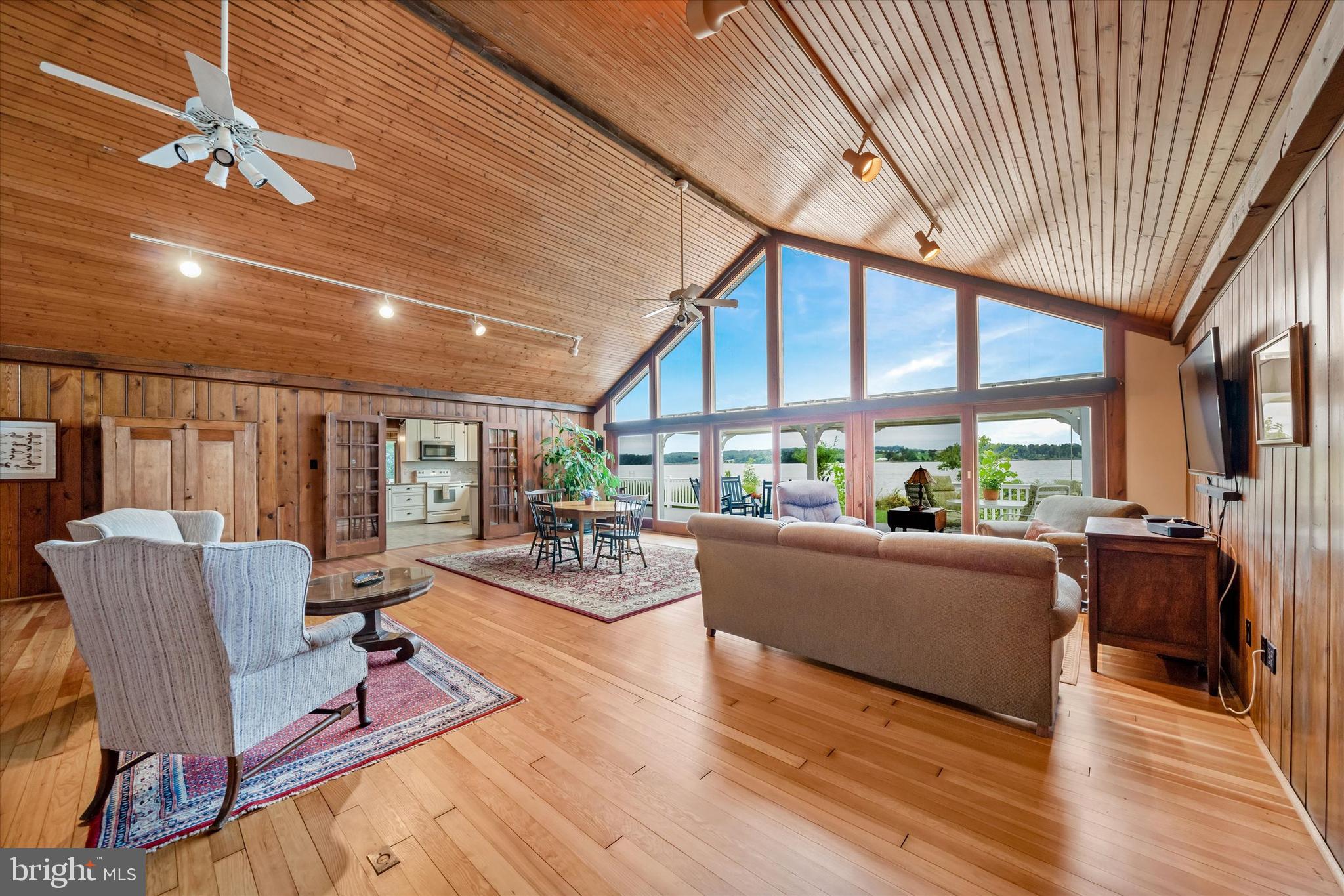 DEER RUN - Residential