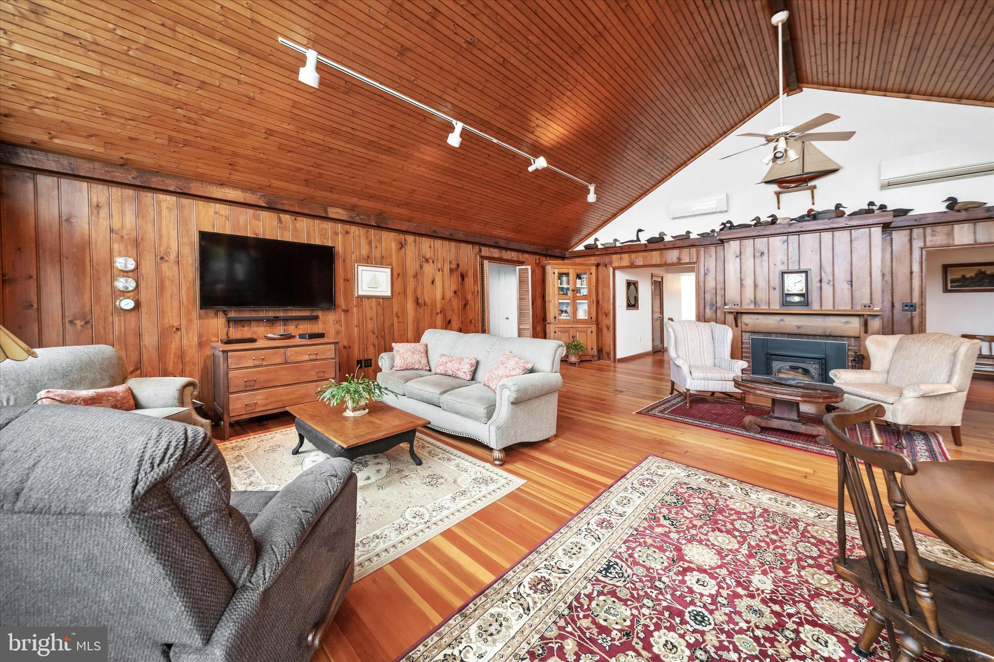 DEER RUN - Residential