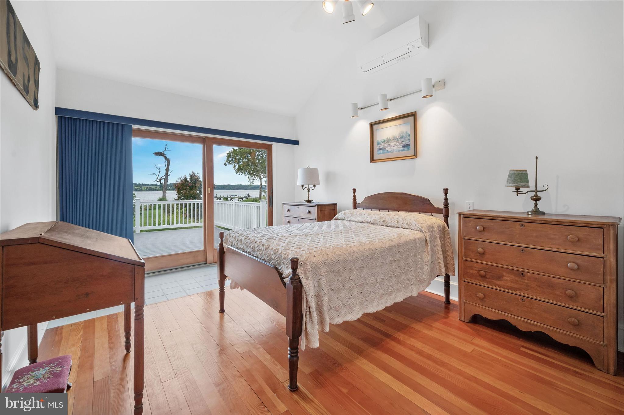 DEER RUN - Residential