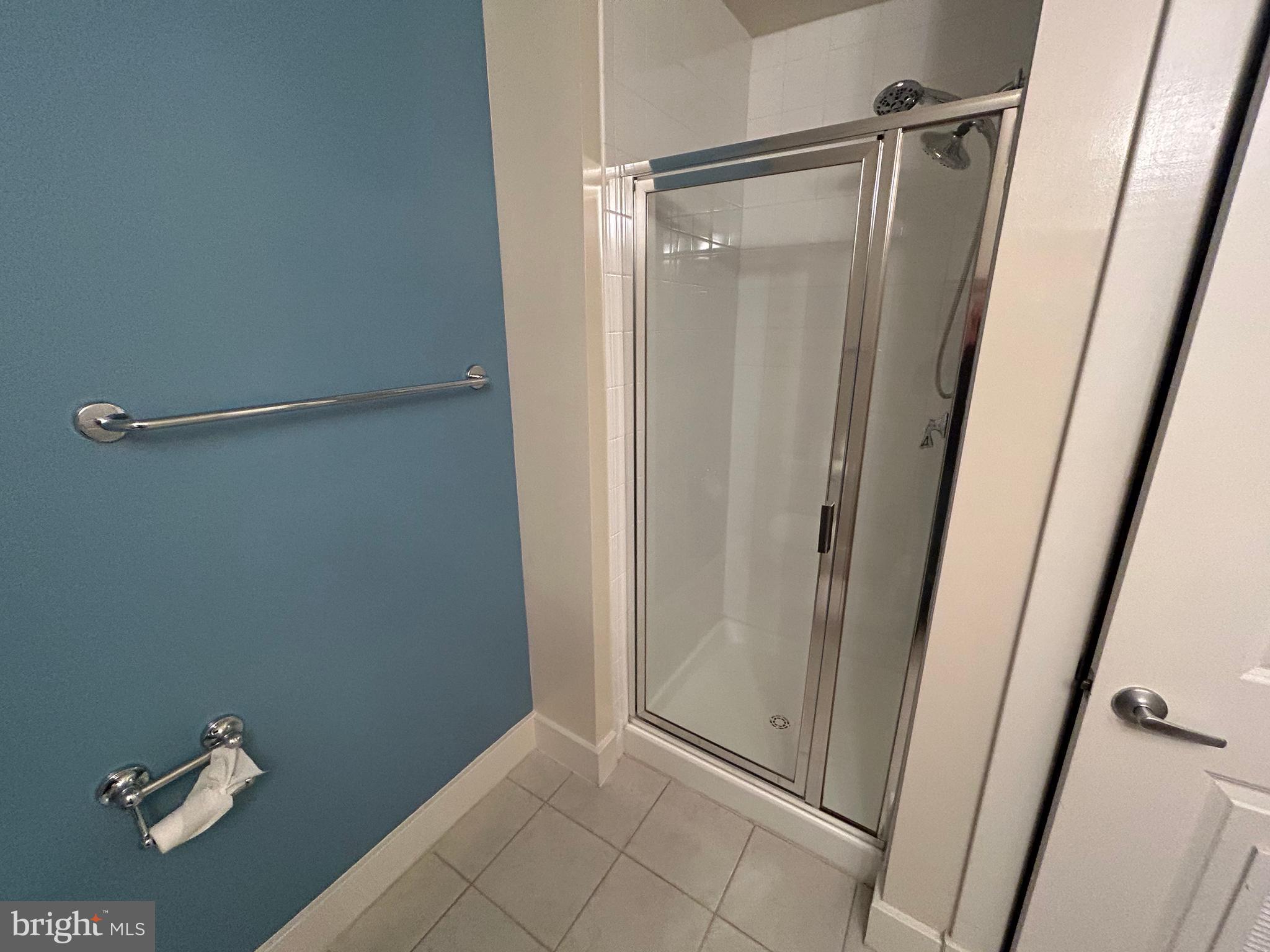 THE HARTFORD - Residential Lease