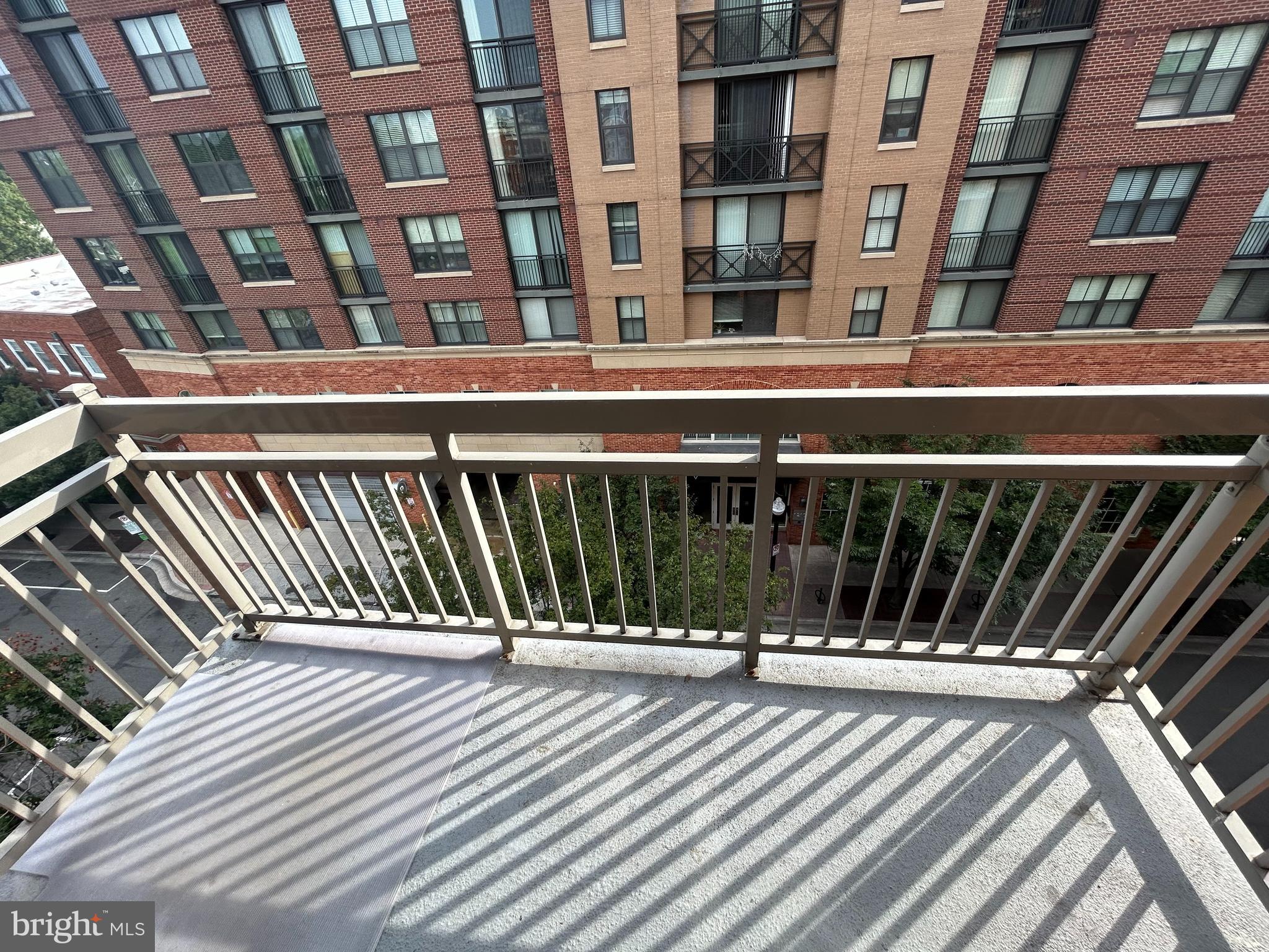 THE HARTFORD - Residential Lease